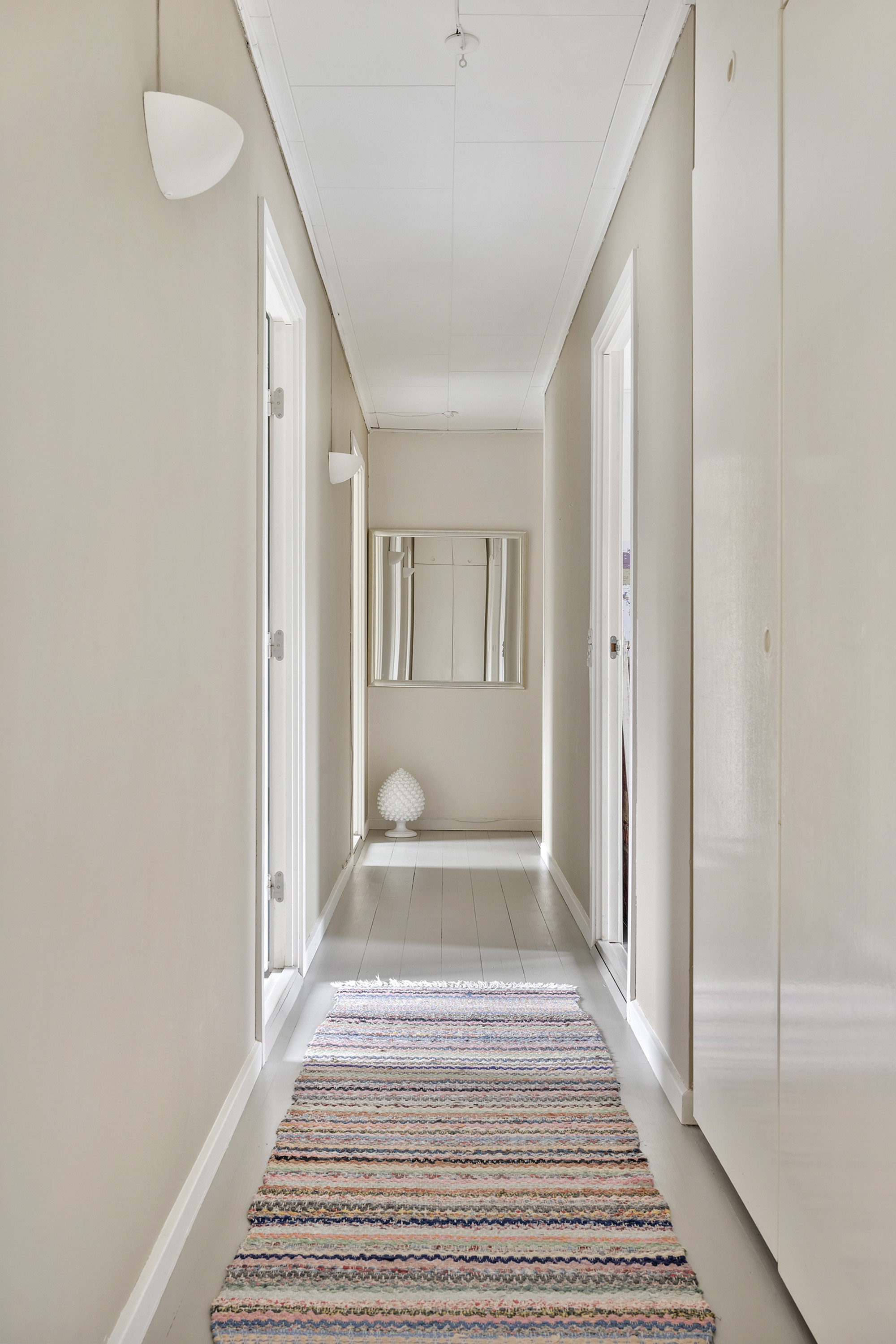 Fremhævet værelse billede i fuldskærmstilstand. Billede af Ellesvinget 38, Trørød, 2950 Vedbæk