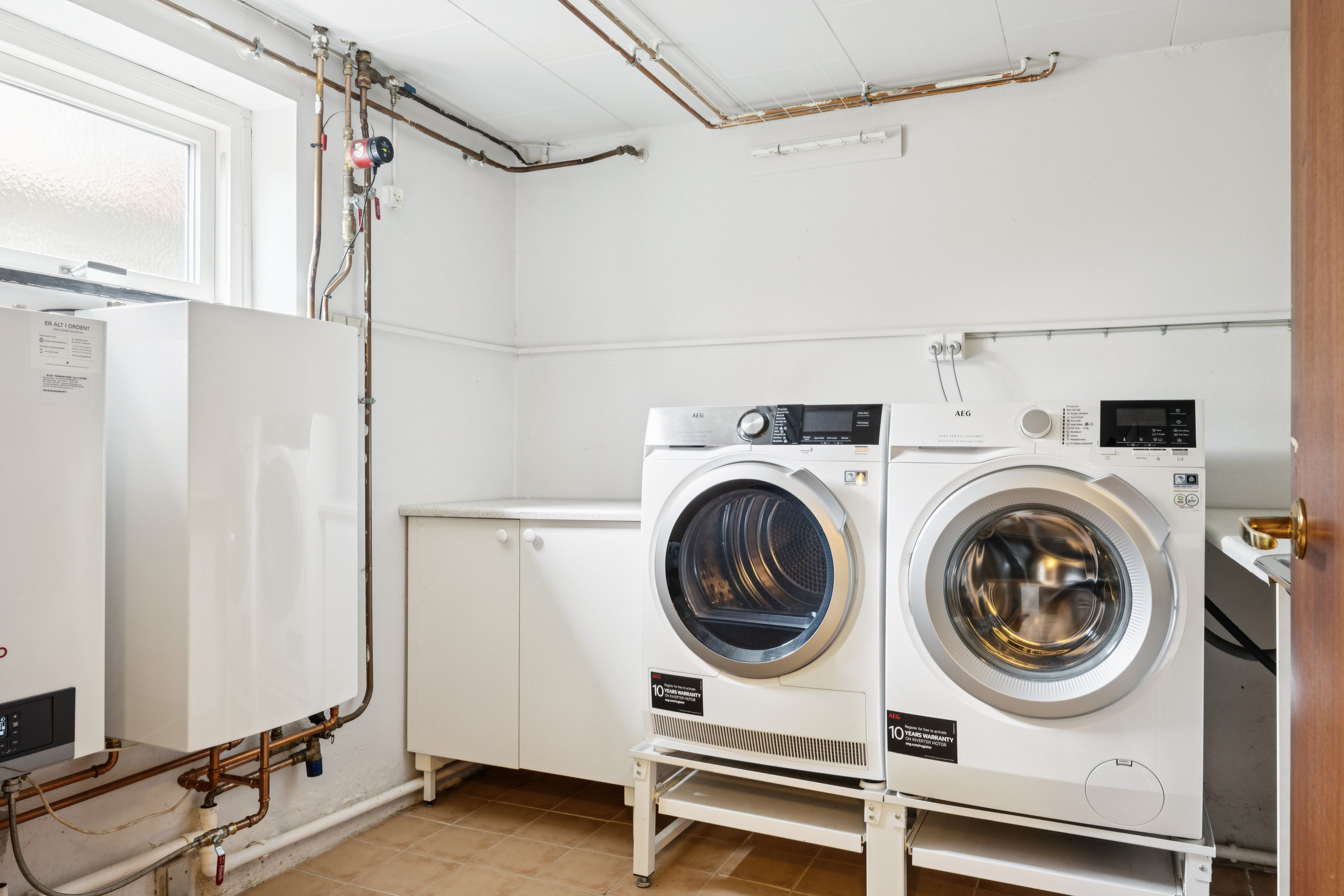 Fremhævet vaskerum billede i fuldskærmstilstand. Billede af Hundige Strandvej 114, 2670 Greve