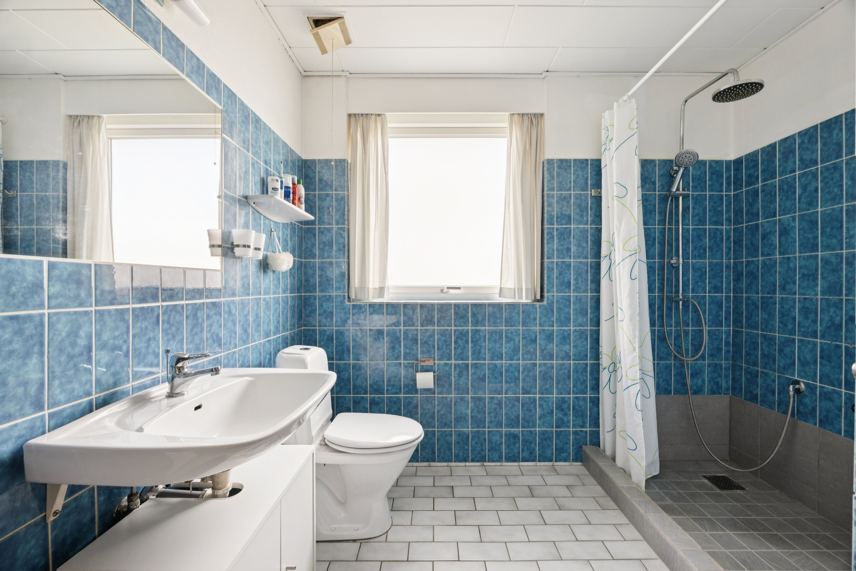 Fremhævet badeværelse billede i fuldskærmstilstand. Billede af Hundige Strandvej 114, 2670 Greve