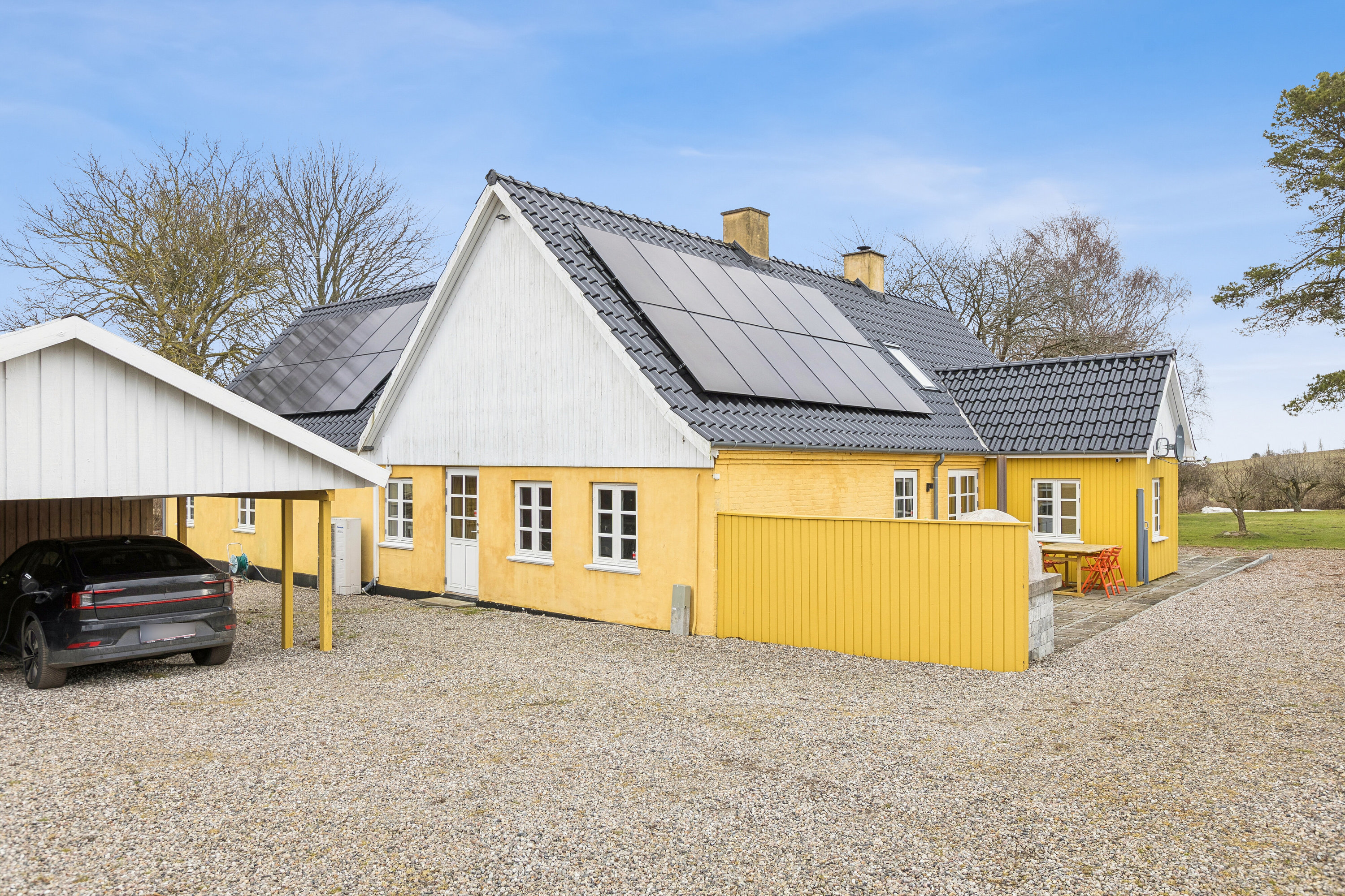 Fremhævet set fra vejen billede i fuldskærmstilstand. Billede af Hylledevej 18, Hyllede, 4683 Rønnede