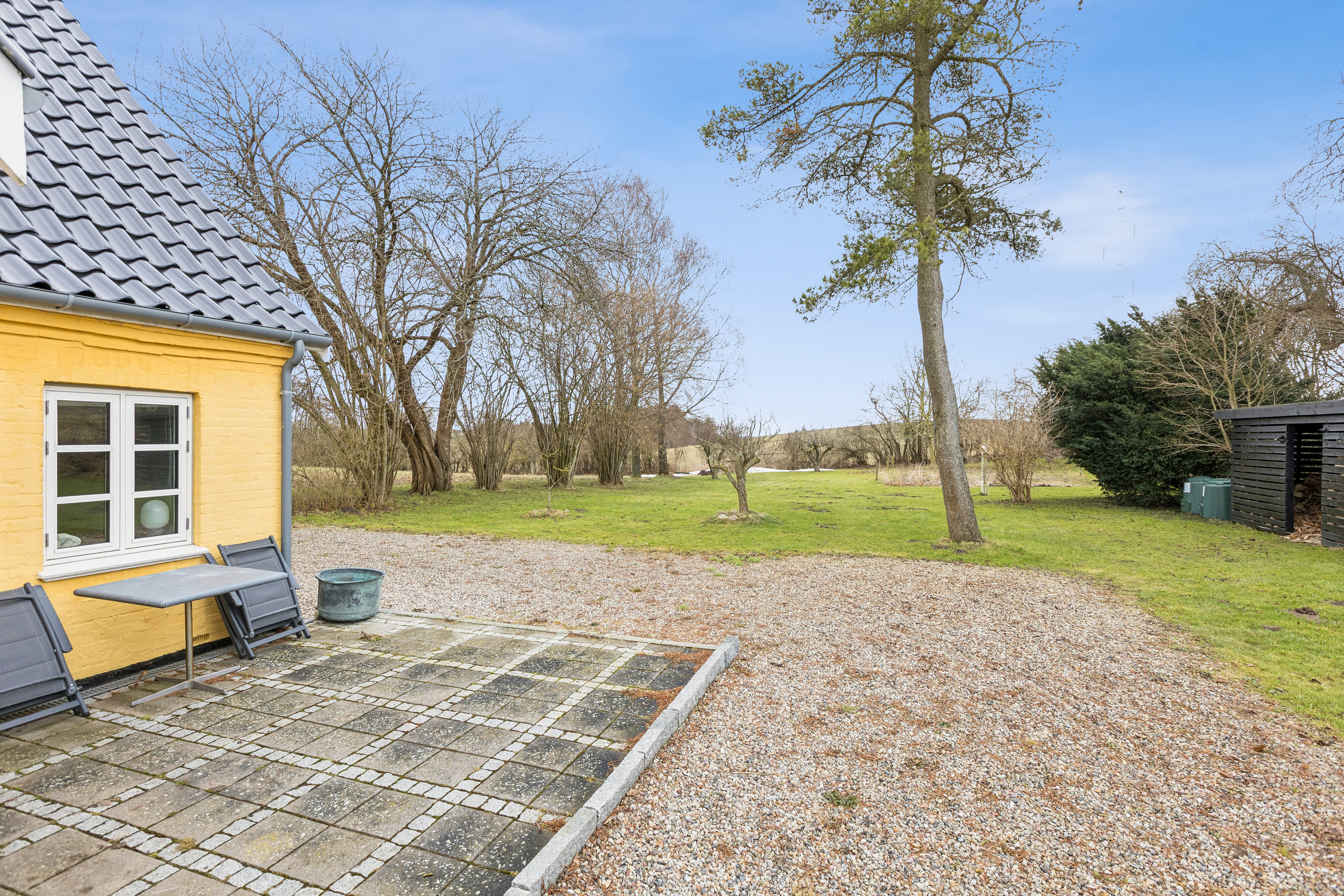 Fremhævet baghave billede i fuldskærmstilstand. Billede af Hylledevej 18, Hyllede, 4683 Rønnede