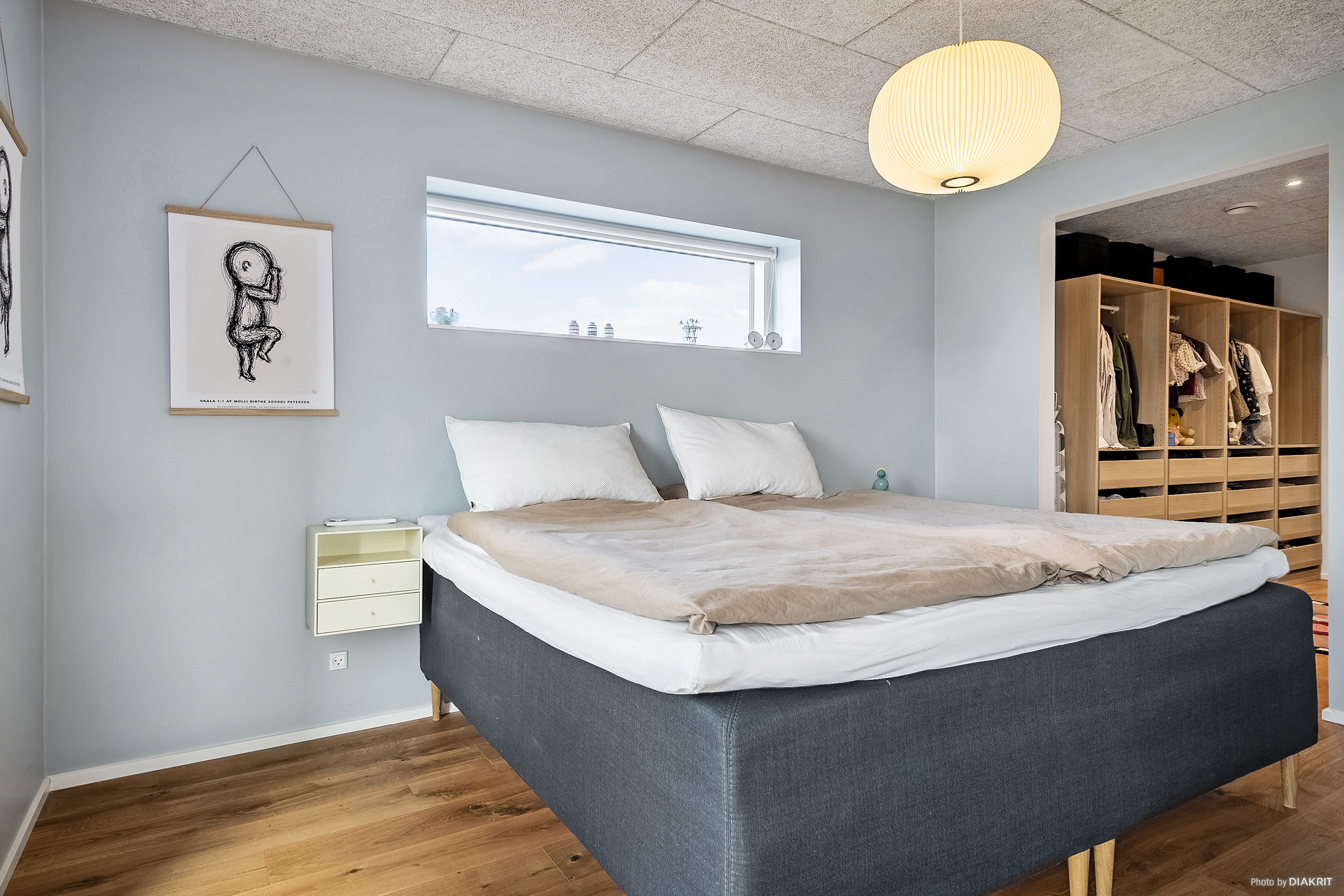Fremhævet soveværelse billede i fuldskærmstilstand. Billede af Hou Strandpark 51, Hou, 8300 Odder