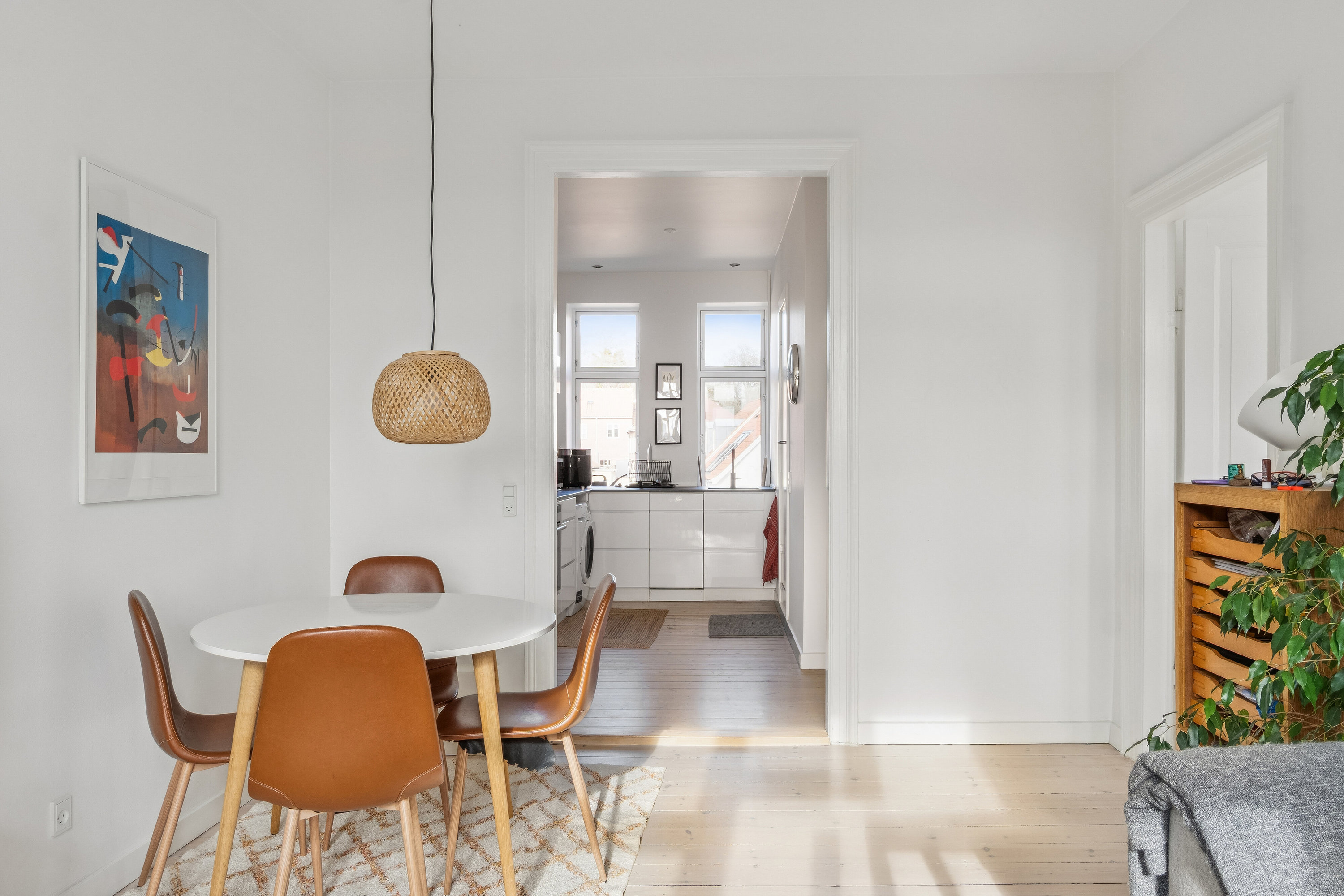 Fremhævet spisestue billede i fuldskærmstilstand. Billede af Møllestræde 1A, 2. th., 4400 Kalundborg