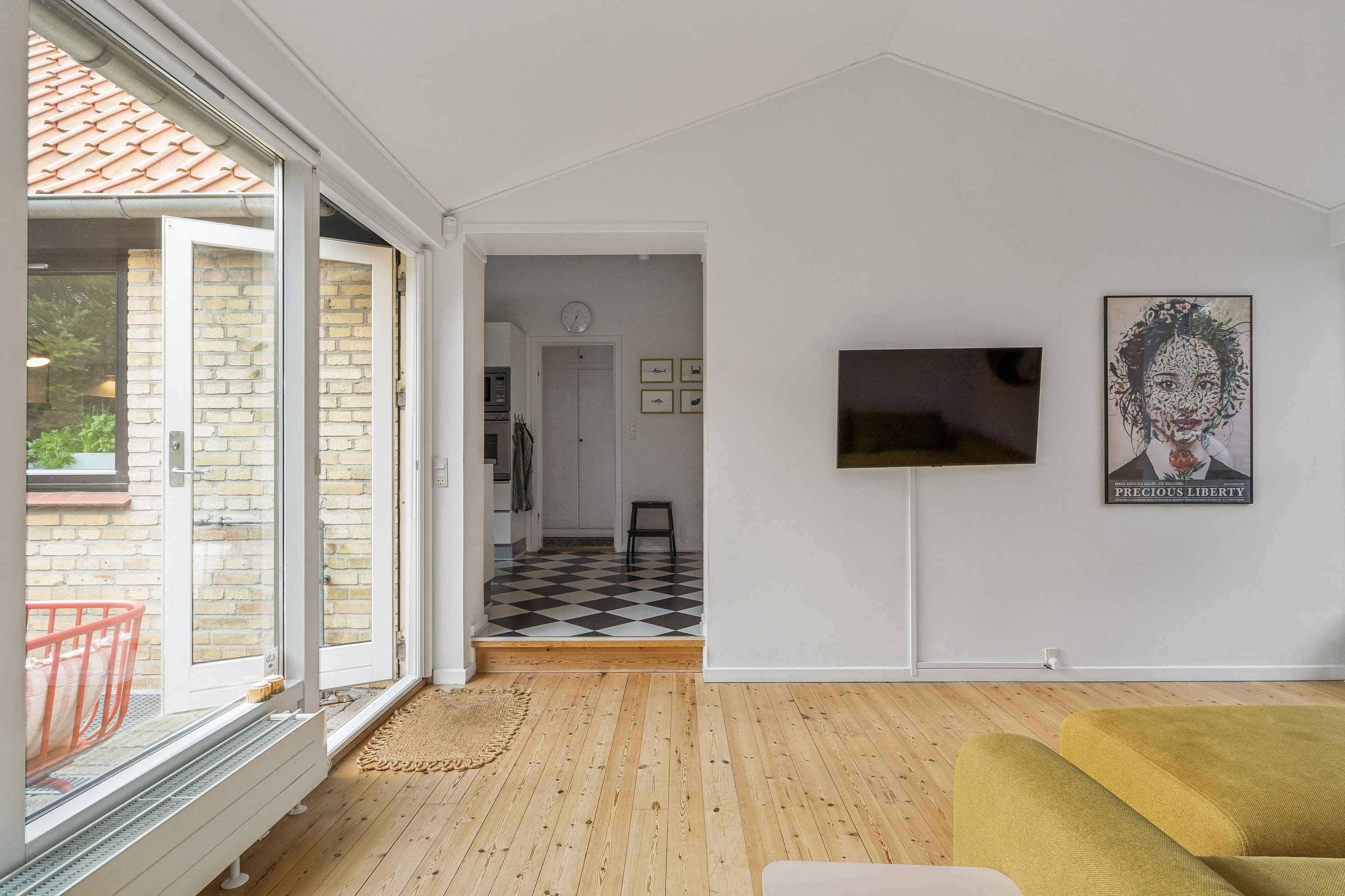 Fremhævet stue billede i fuldskærmstilstand. Billede af Heidesvej 21, 8270 Højbjerg