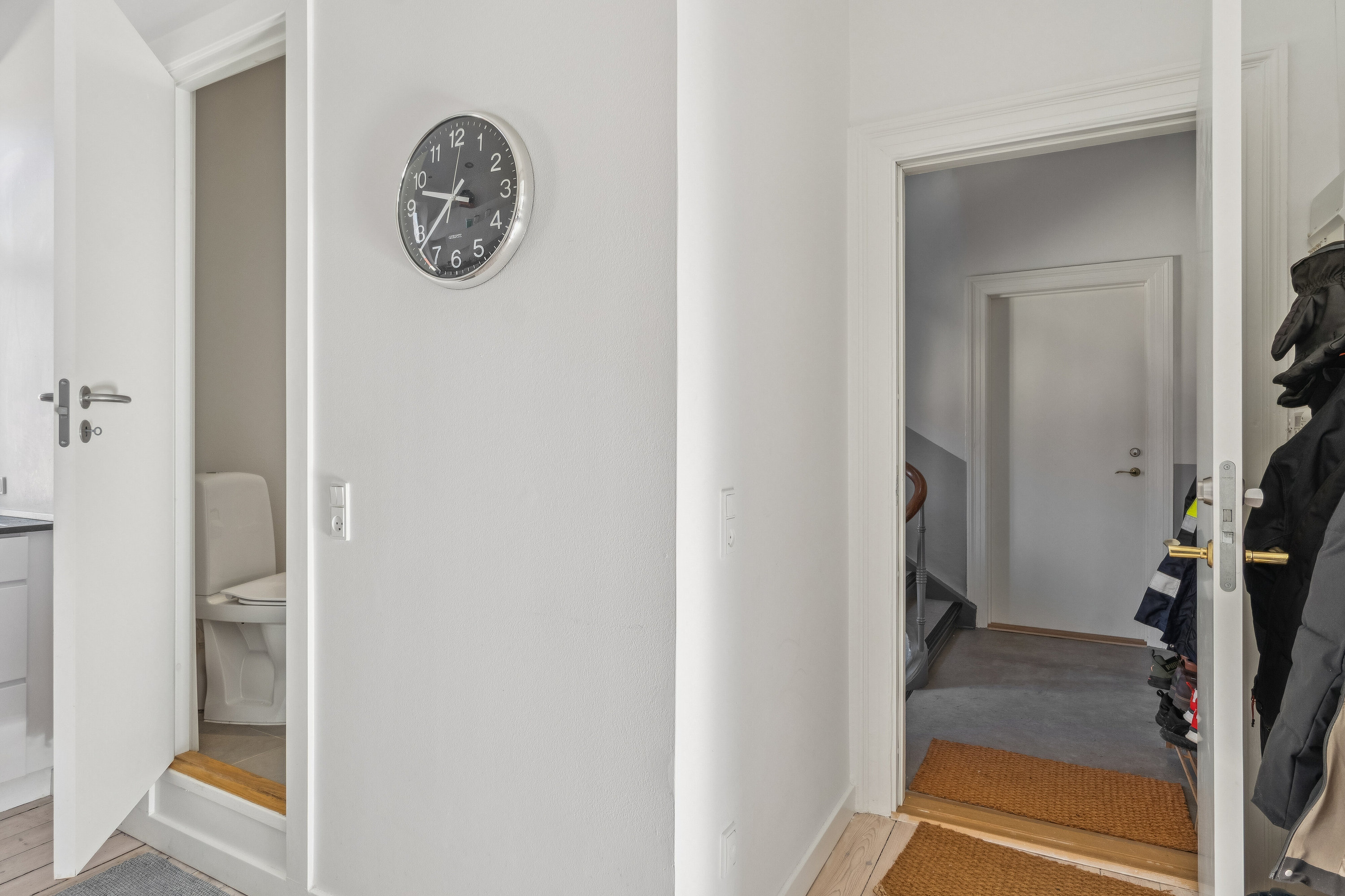 Fremhævet hall billede i fuldskærmstilstand. Billede af Møllestræde 1A, 2. th., 4400 Kalundborg