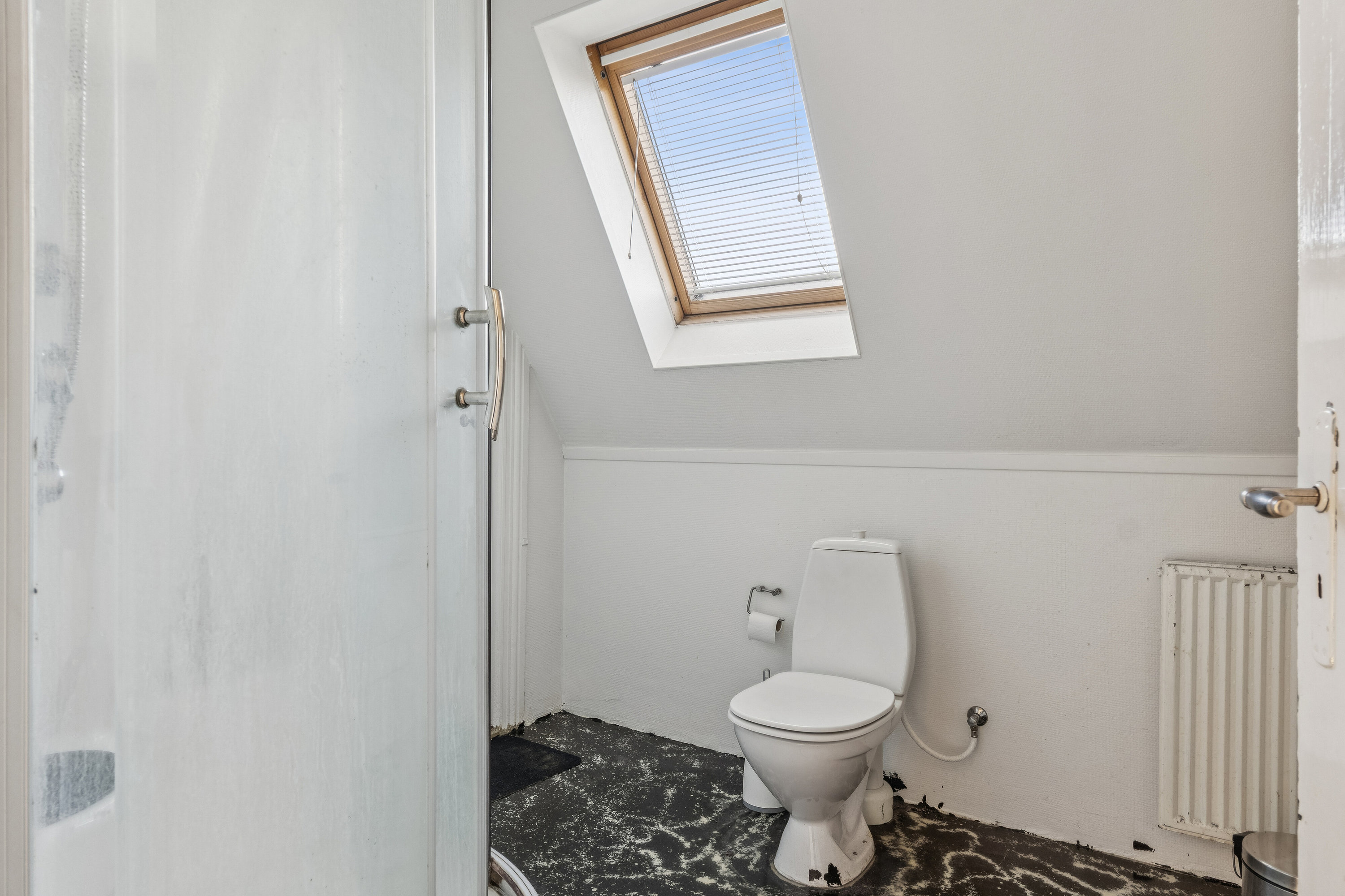 Fremhævet badeværelse billede i fuldskærmstilstand. Billede af Nygade 12, 6330 Padborg