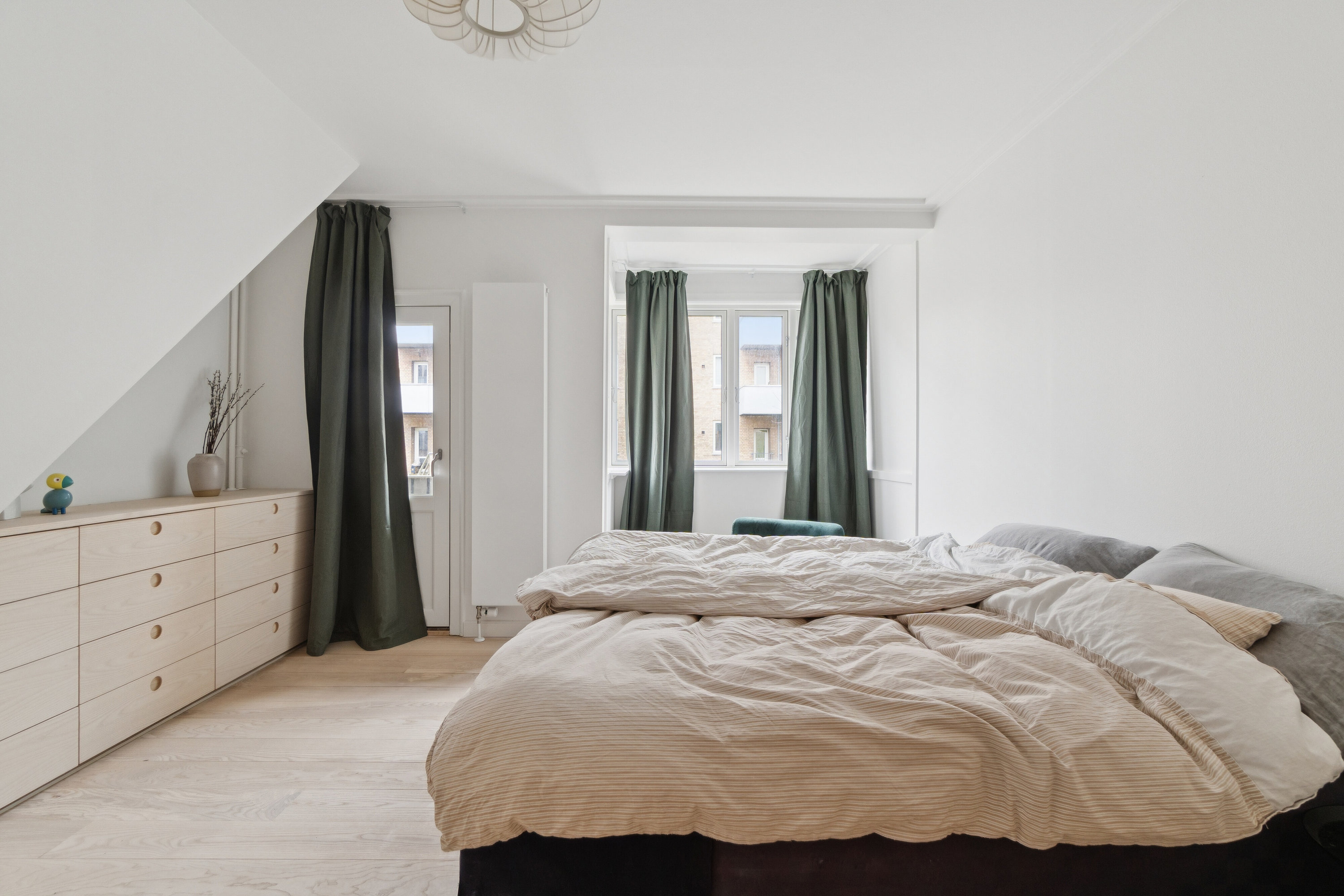 Fremhævet soveværelse billede i fuldskærmstilstand. Billede af Offenbachsvej 33, 1. tv., 2450 København SV