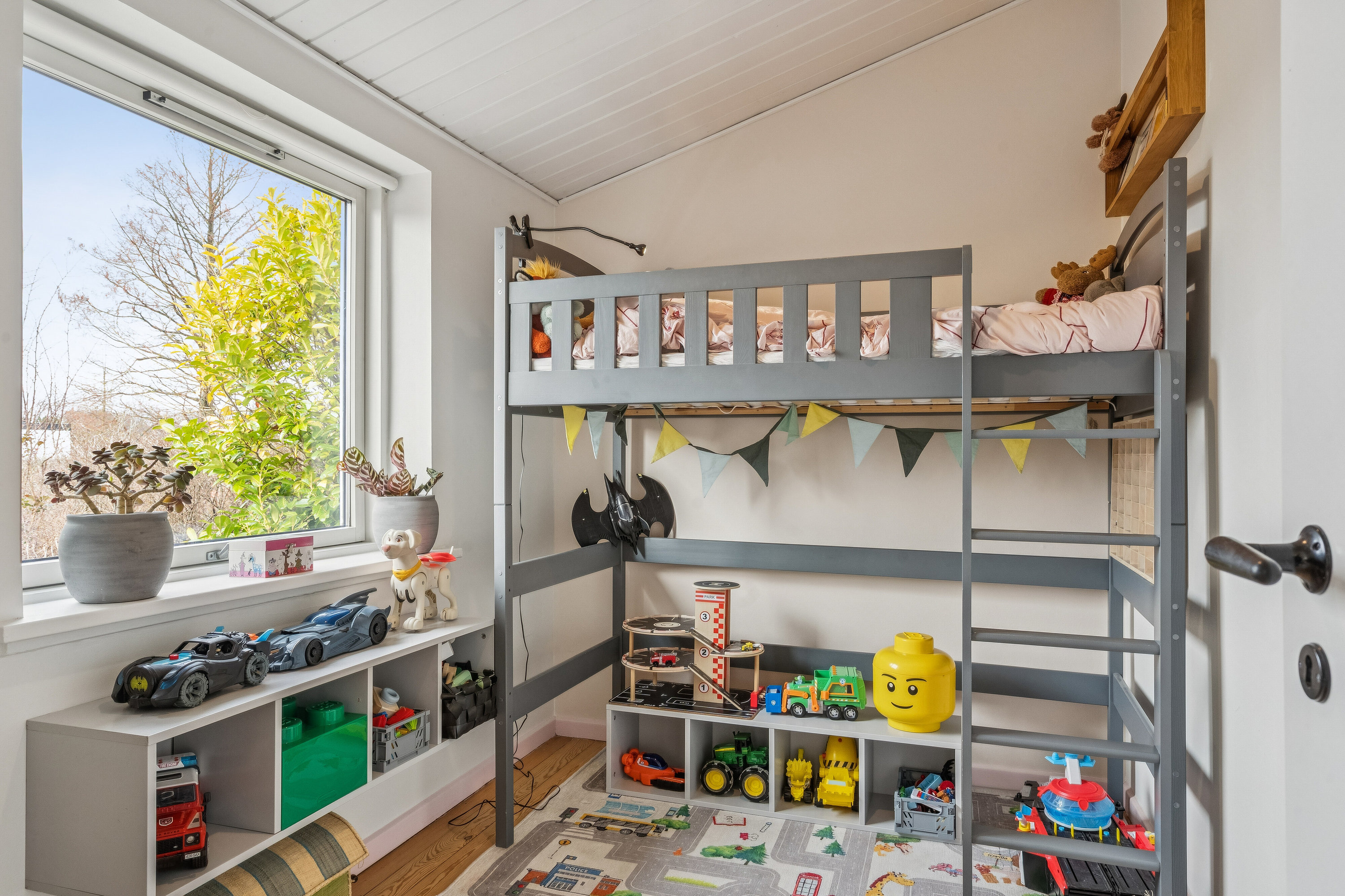 Fremhævet værelse billede i fuldskærmstilstand. Billede af Heidesvej 21, 8270 Højbjerg