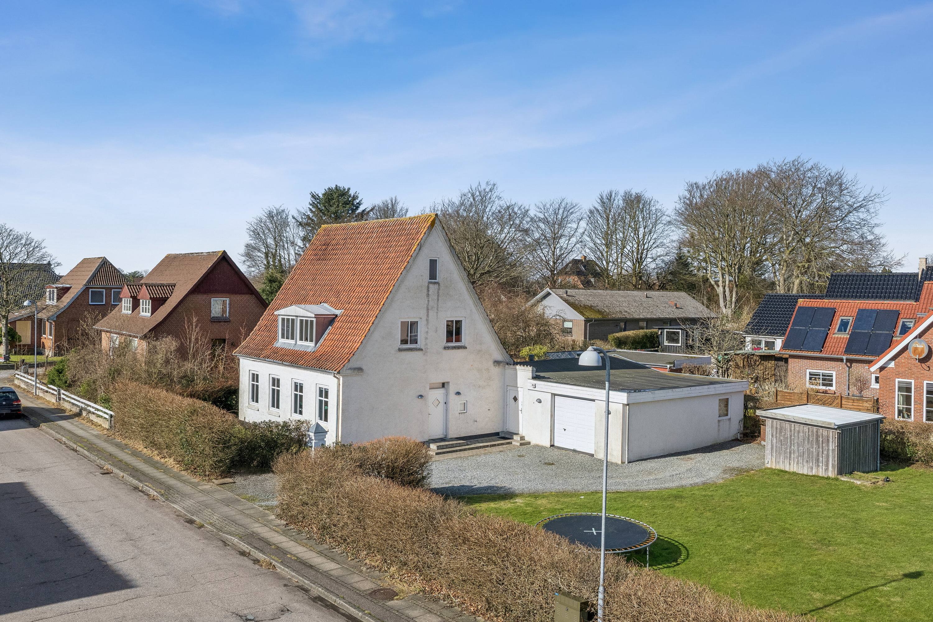 Fremhævet set fra vejen billede i fuldskærmstilstand. Billede af Nygade 12, 6330 Padborg