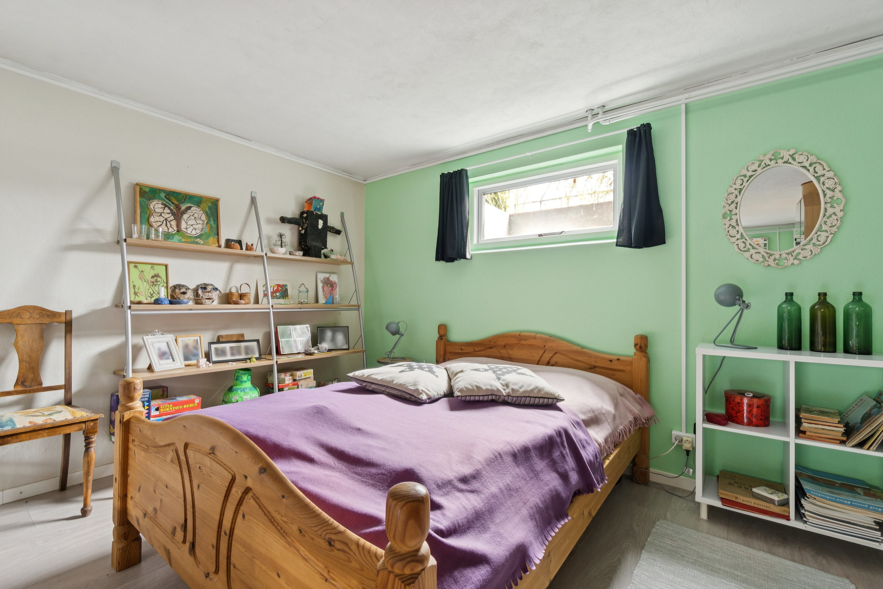 Fremhævet soveværelse billede i fuldskærmstilstand. Billede af Jernbanevej 14, Klemensker, 3782 Klemensker