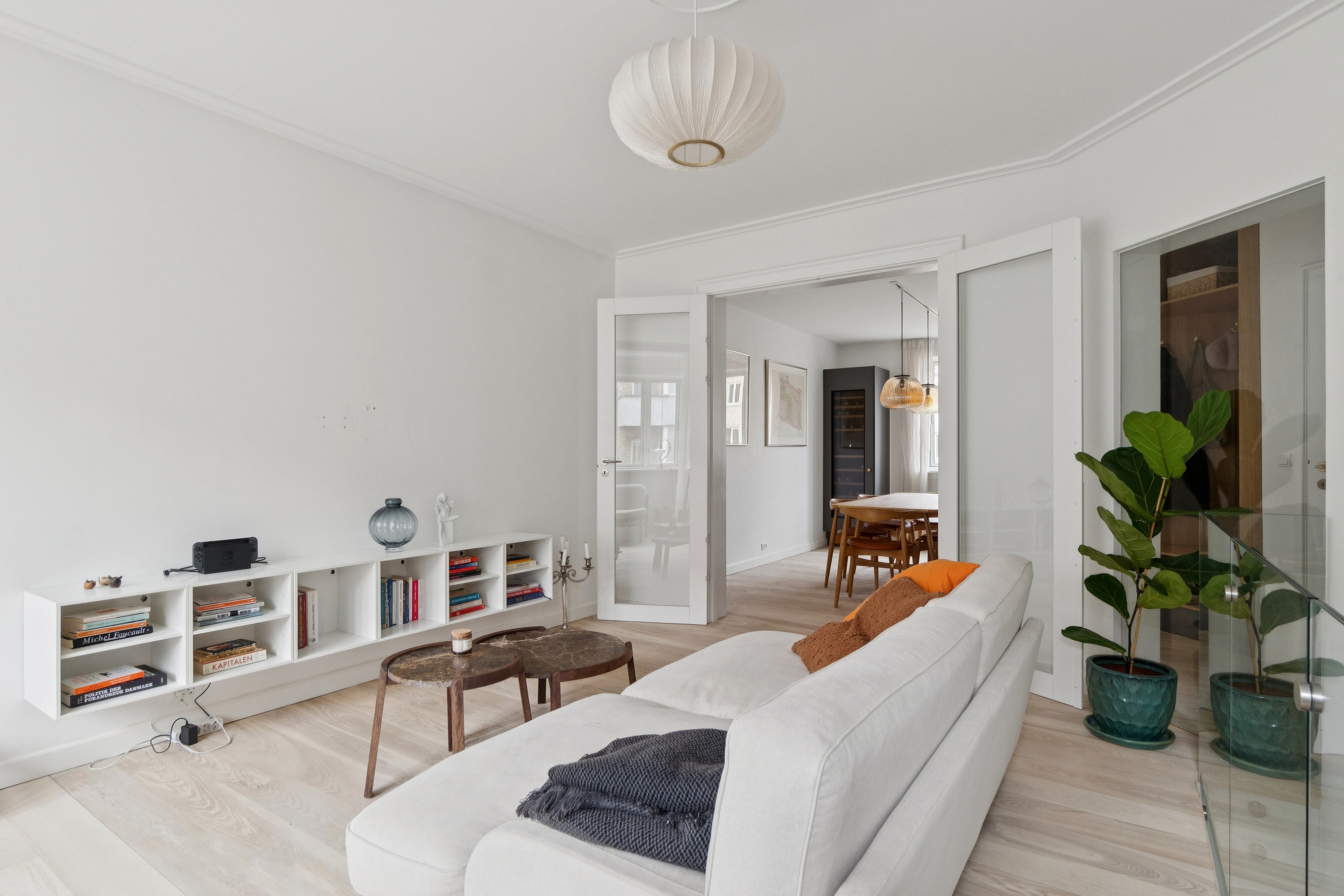 Fremhævet andet billede i fuldskærmstilstand. Billede af Offenbachsvej 33, 1. tv., 2450 København SV