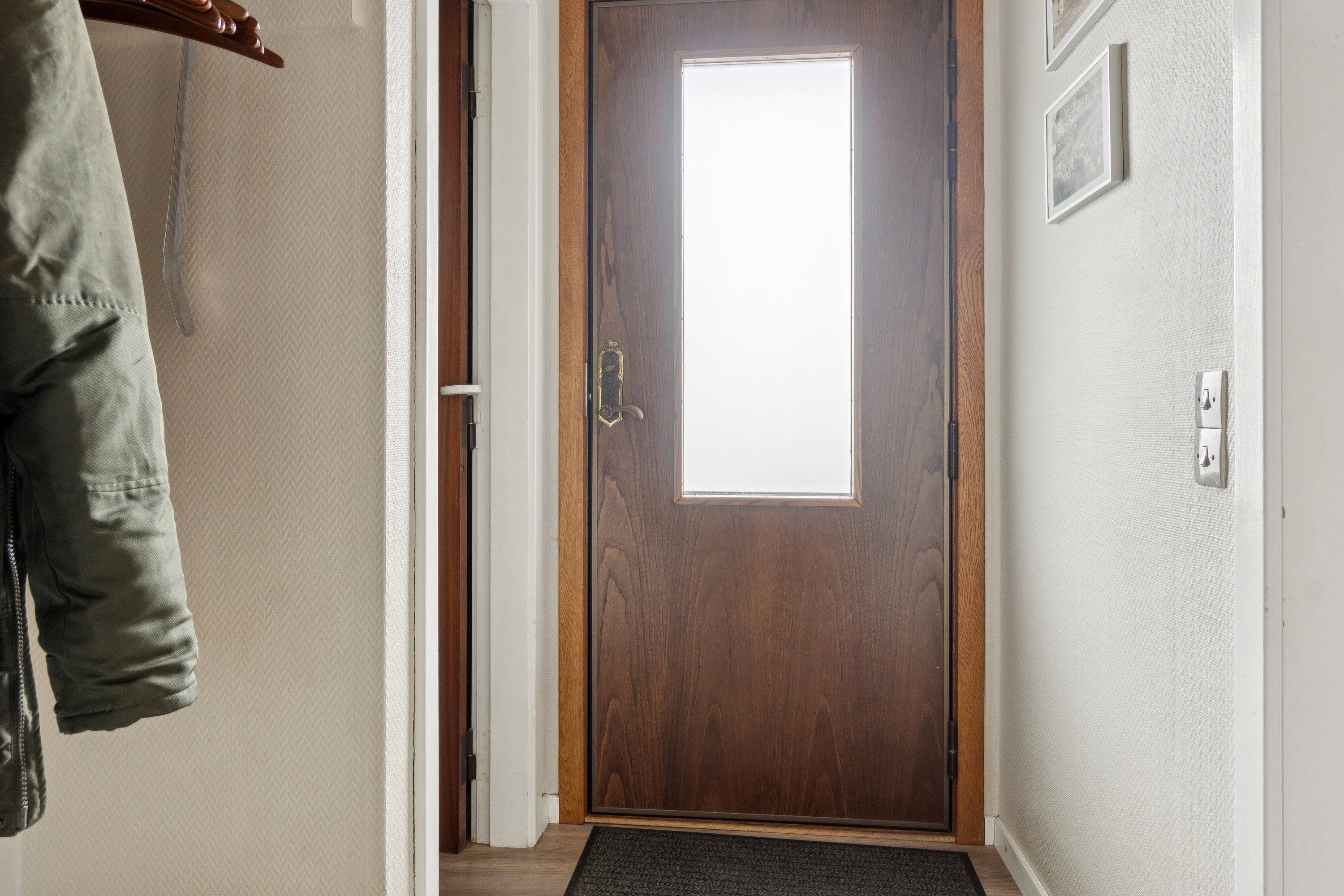 Fremhævet gang billede i fuldskærmstilstand. Billede af Jernbanevej 14, Klemensker, 3782 Klemensker