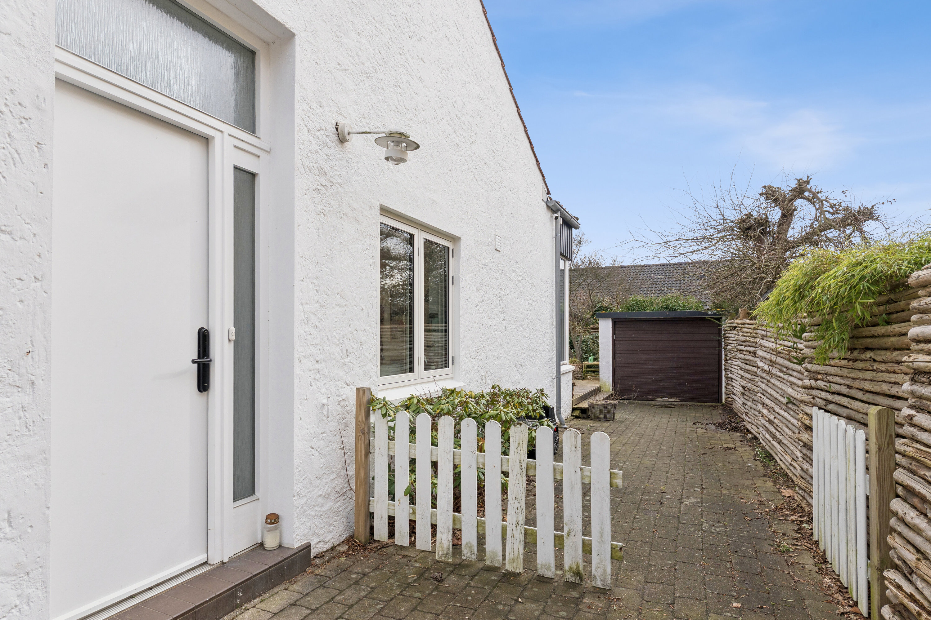 Fremhævet entré billede i fuldskærmstilstand. Billede af Gartnersvinget 11, 2800 Kongens Lyngby