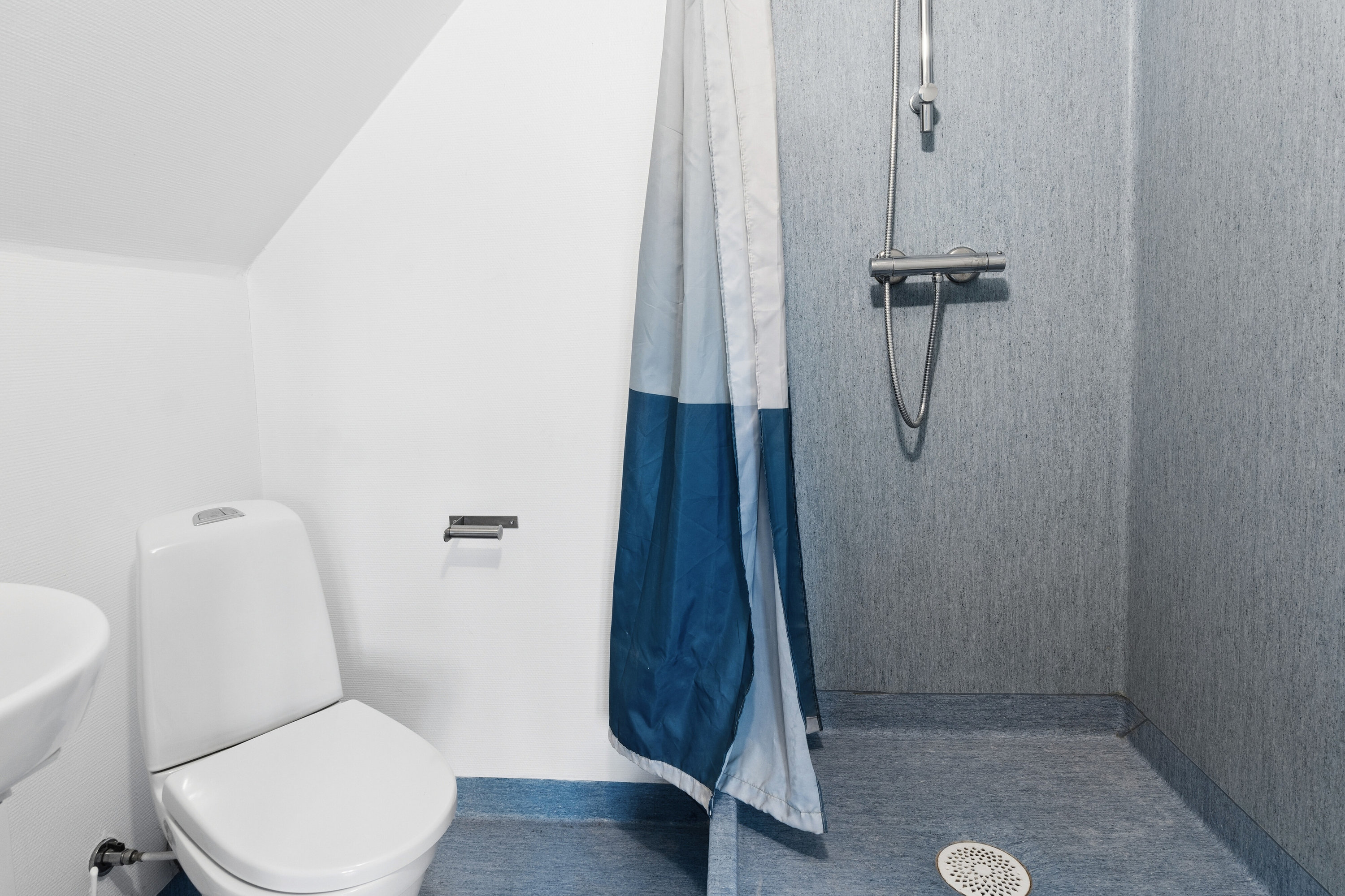 Fremhævet badeværelse billede i fuldskærmstilstand. Billede af Smidsholmvej 10, Hønsinge L, 4560 Vig