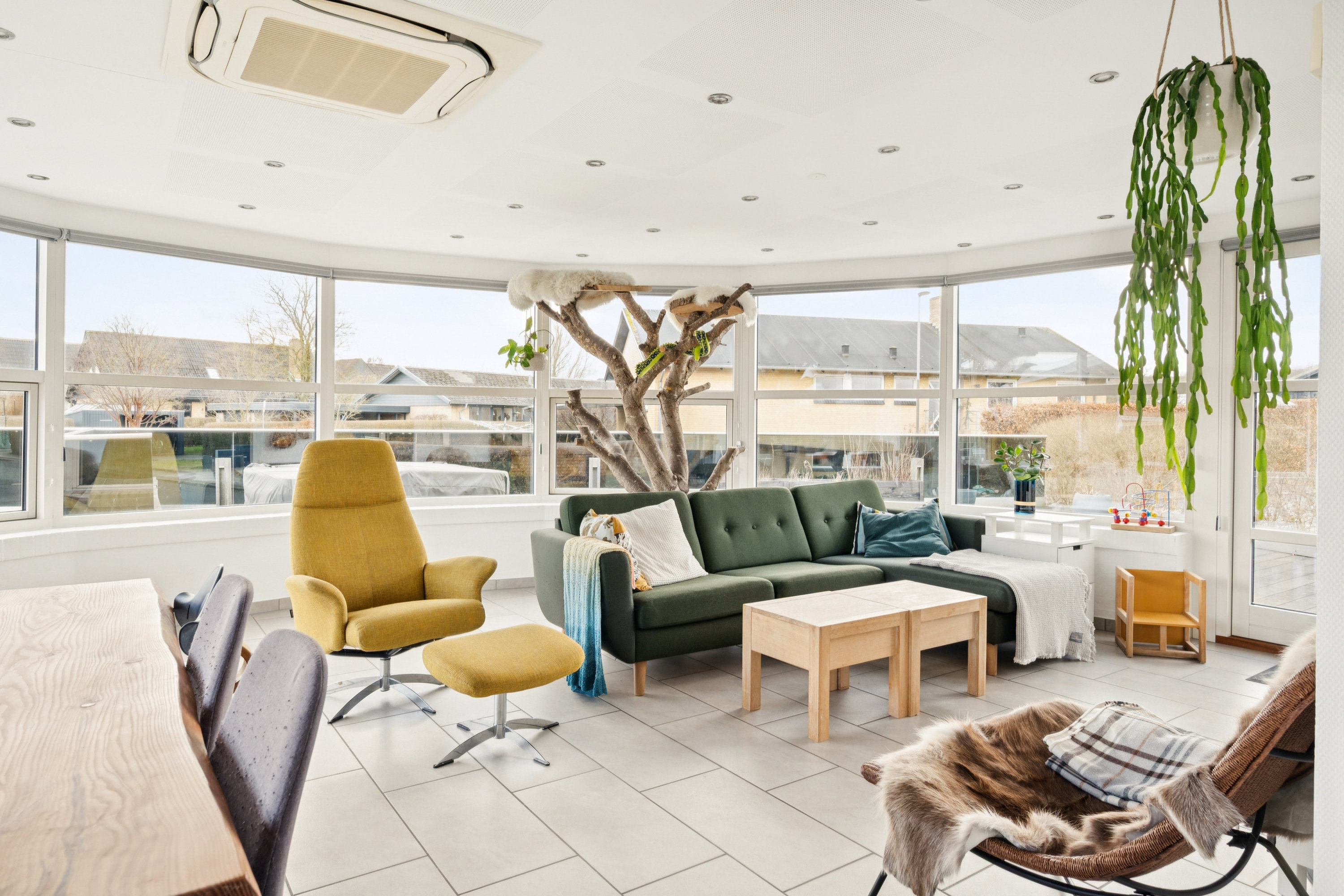 Fremhævet stue billede i fuldskærmstilstand. Billede af Bøgevej 11, 8382 Hinnerup