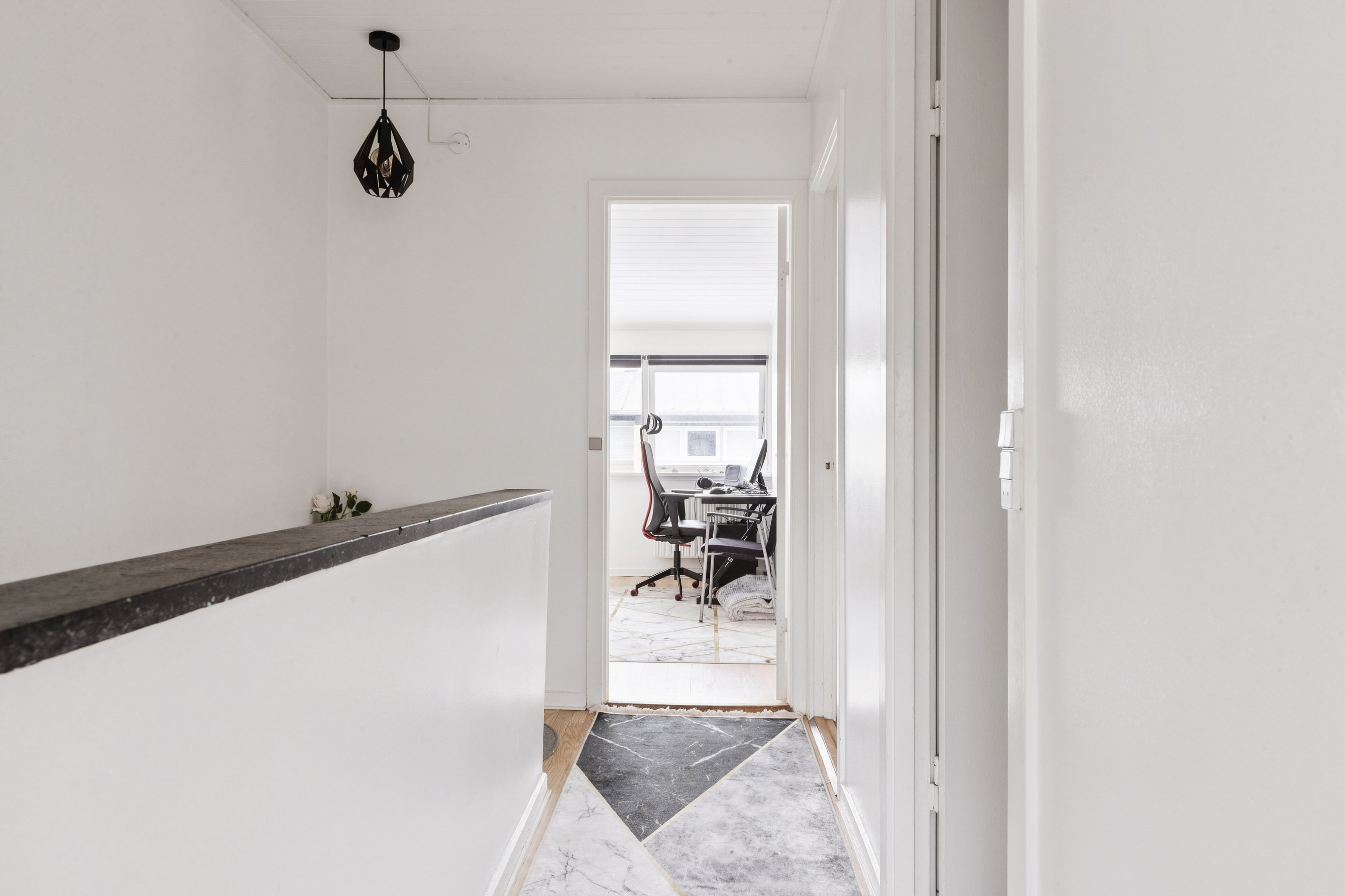 Fremhævet badeværelse billede i fuldskærmstilstand. Billede af Egevangshusene 157, 2630 Taastrup