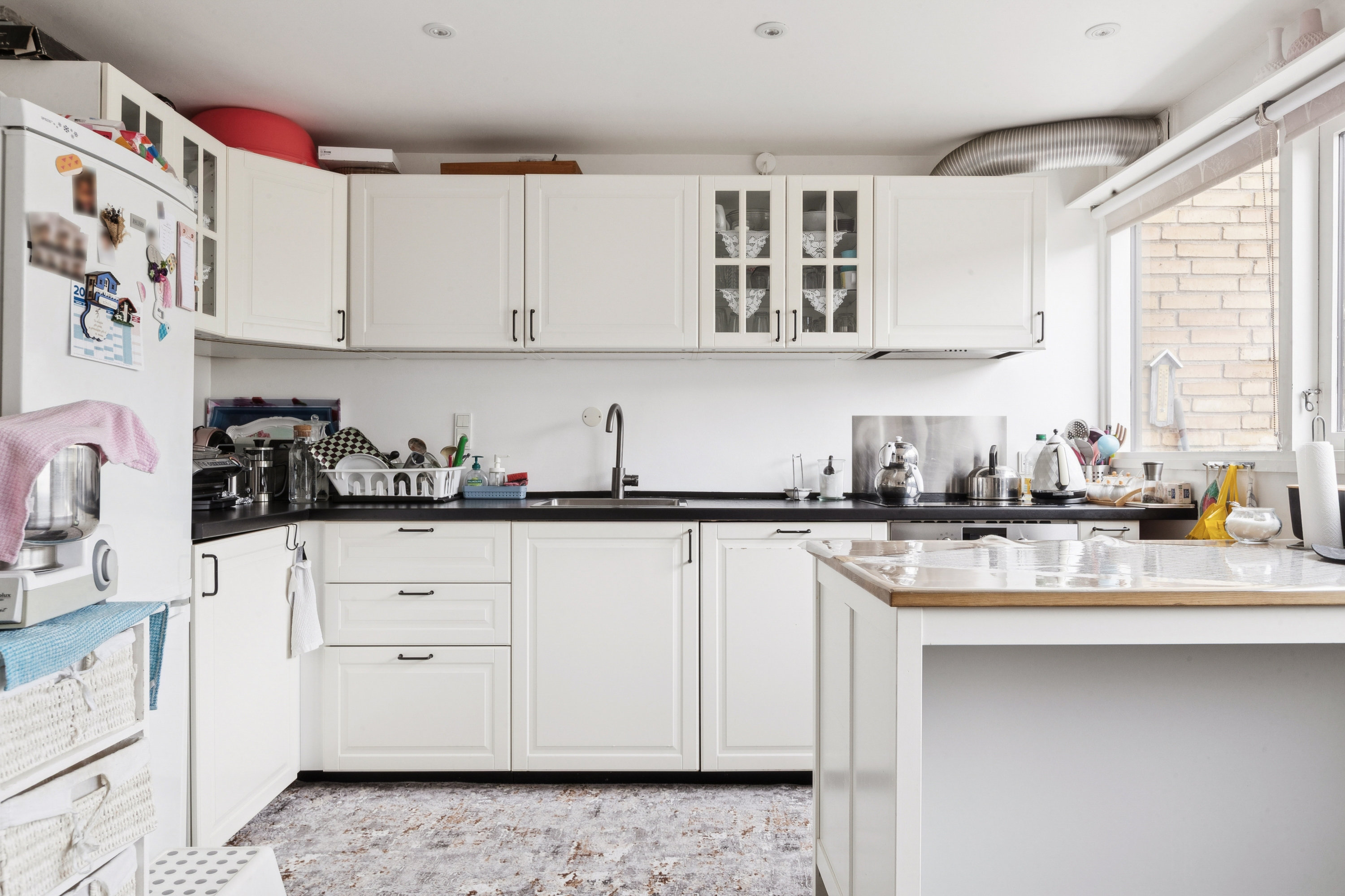 Fremhævet køkken billede i fuldskærmstilstand. Billede af Egevangshusene 157, 2630 Taastrup