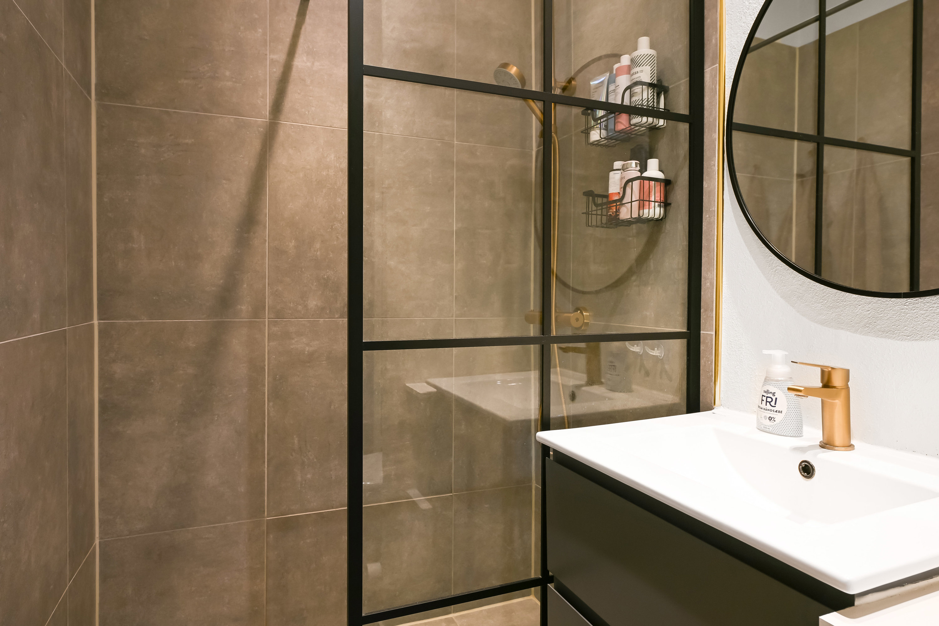 Miniaturebillede 2: badeværelse. Billede af Sjællandsgade 32, 1. th., 6700 Esbjerg