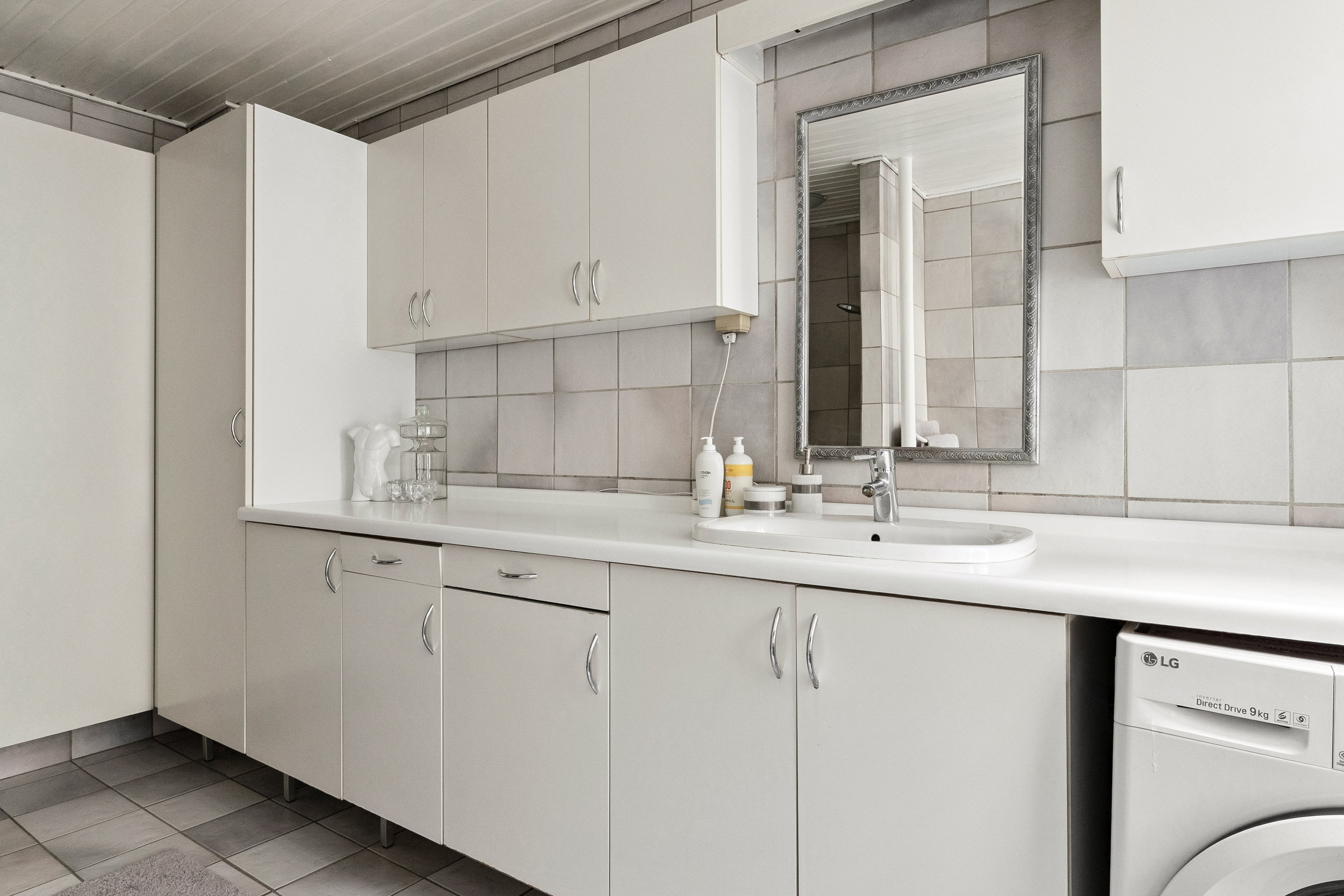 Fremhævet badeværelse billede i fuldskærmstilstand. Billede af Middelfartgade 4, 2. tv., 2100 København Ø