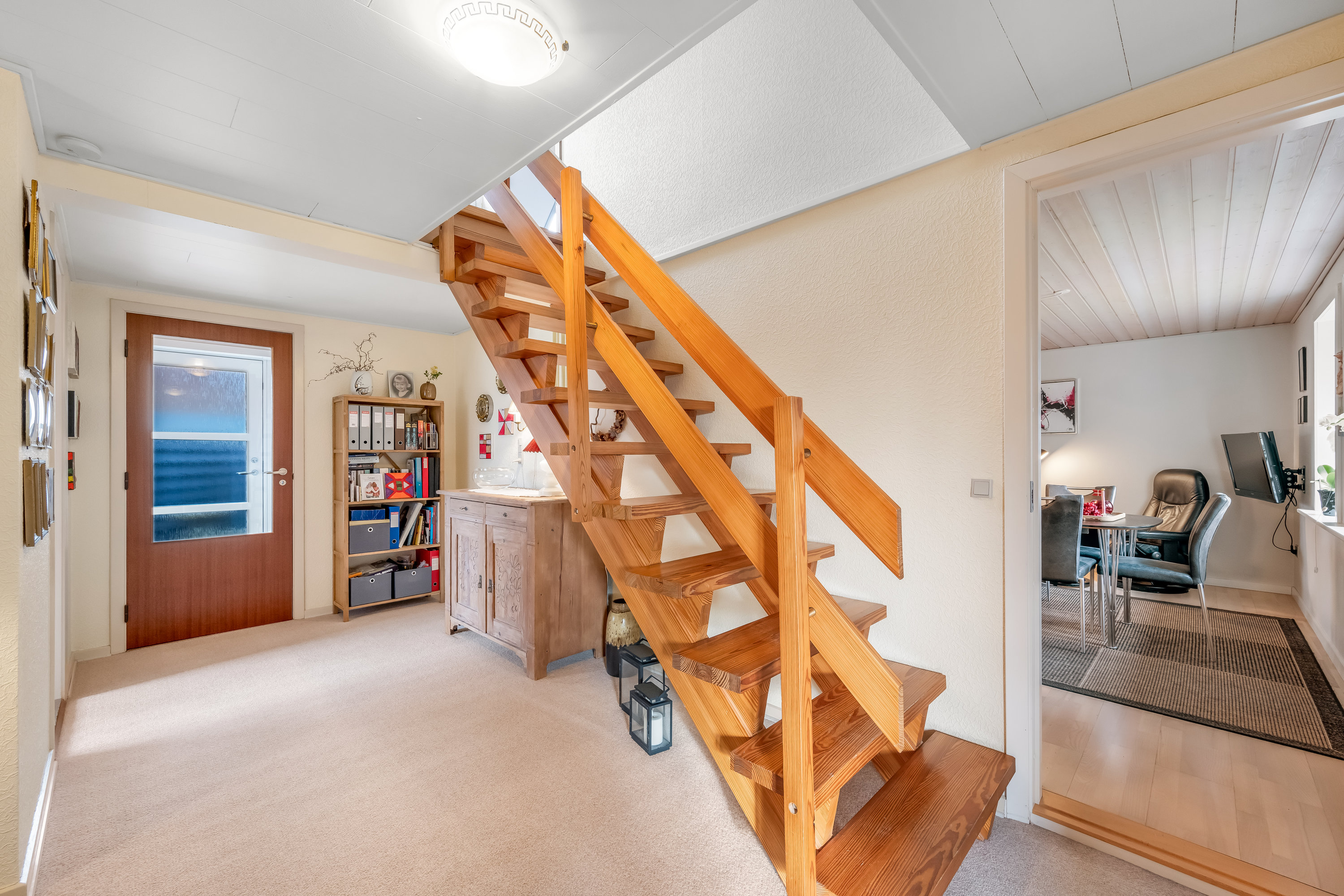 Fremhævet trappe billede i fuldskærmstilstand. Billede af Vejlen 4, 6900 Skjern