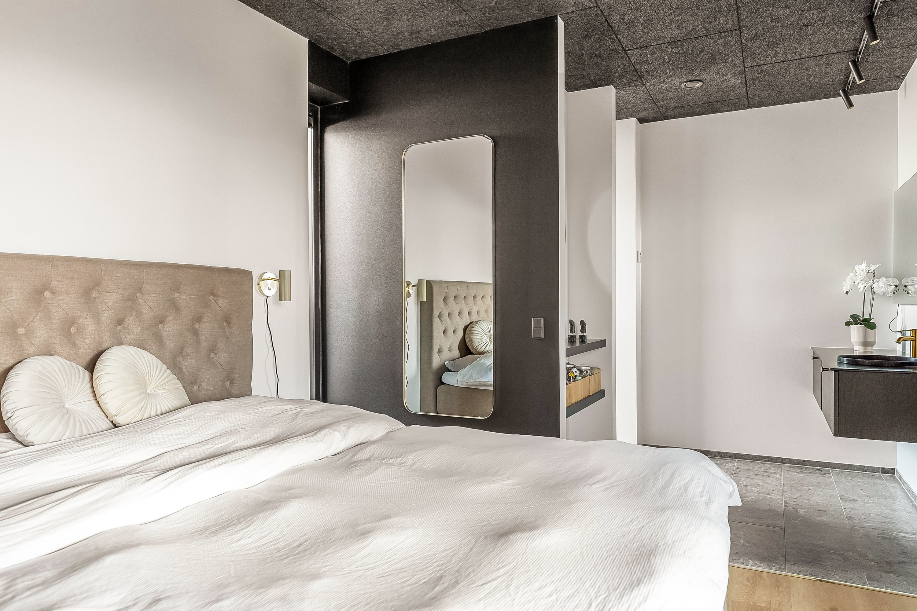 Fremhævet soveværelse billede i fuldskærmstilstand. Billede af Florasvej 54, Søndermarken, 7100 Vejle