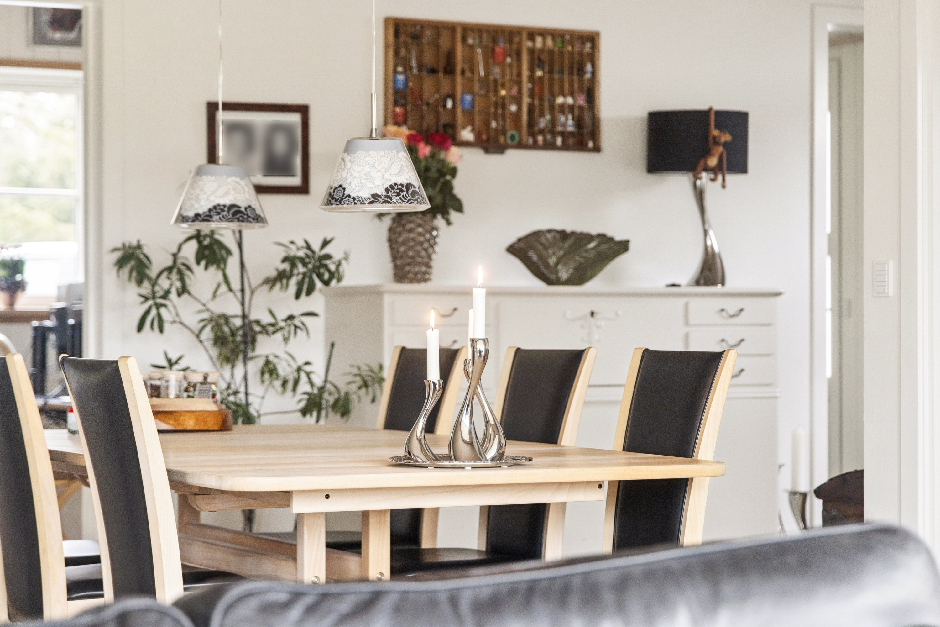 Fremhævet stue billede i fuldskærmstilstand. Billede af Helbrechtskær 23, 9370 Hals