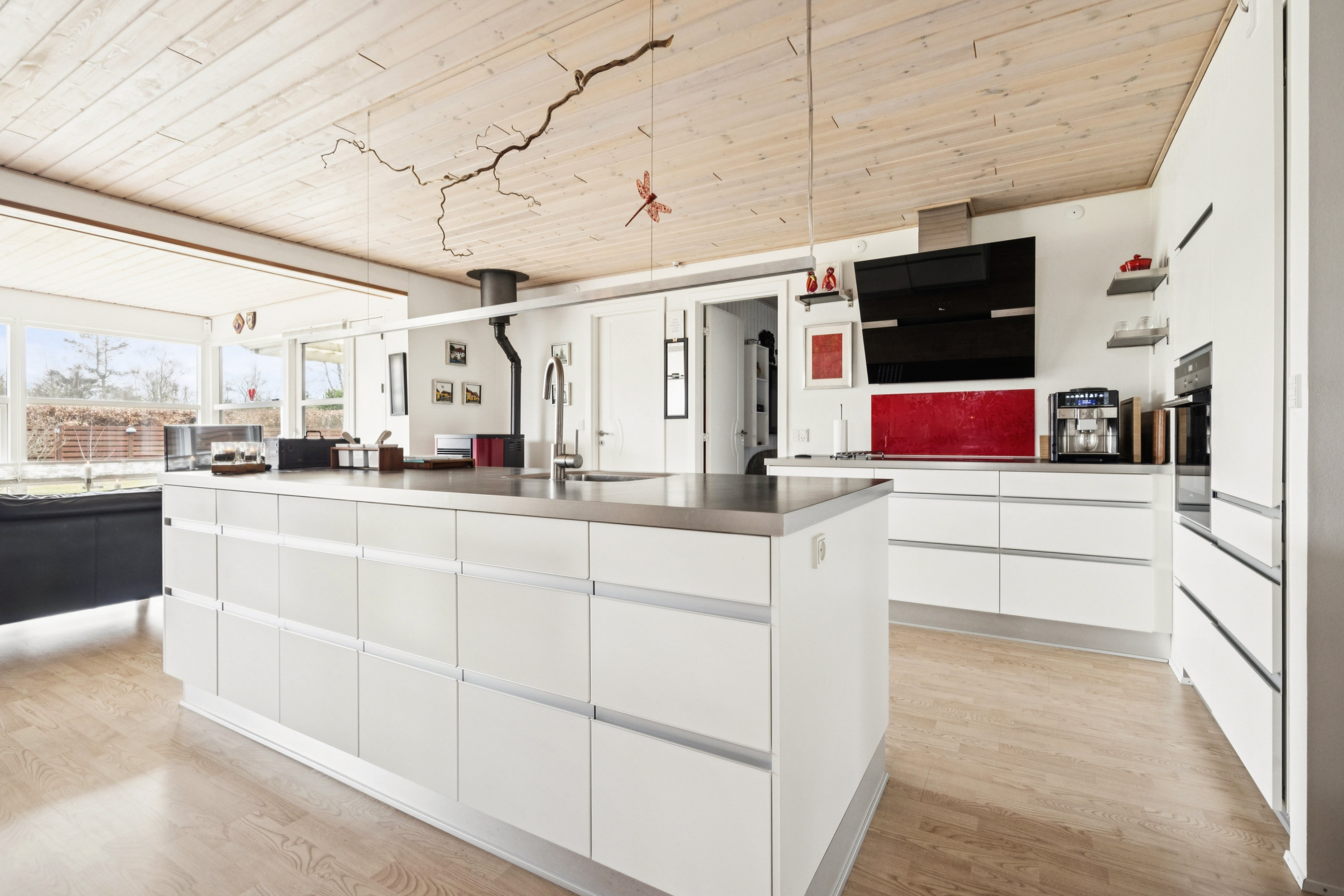 Fremhævet køkken billede i fuldskærmstilstand. Billede af Helbrechtskær 23, 9370 Hals