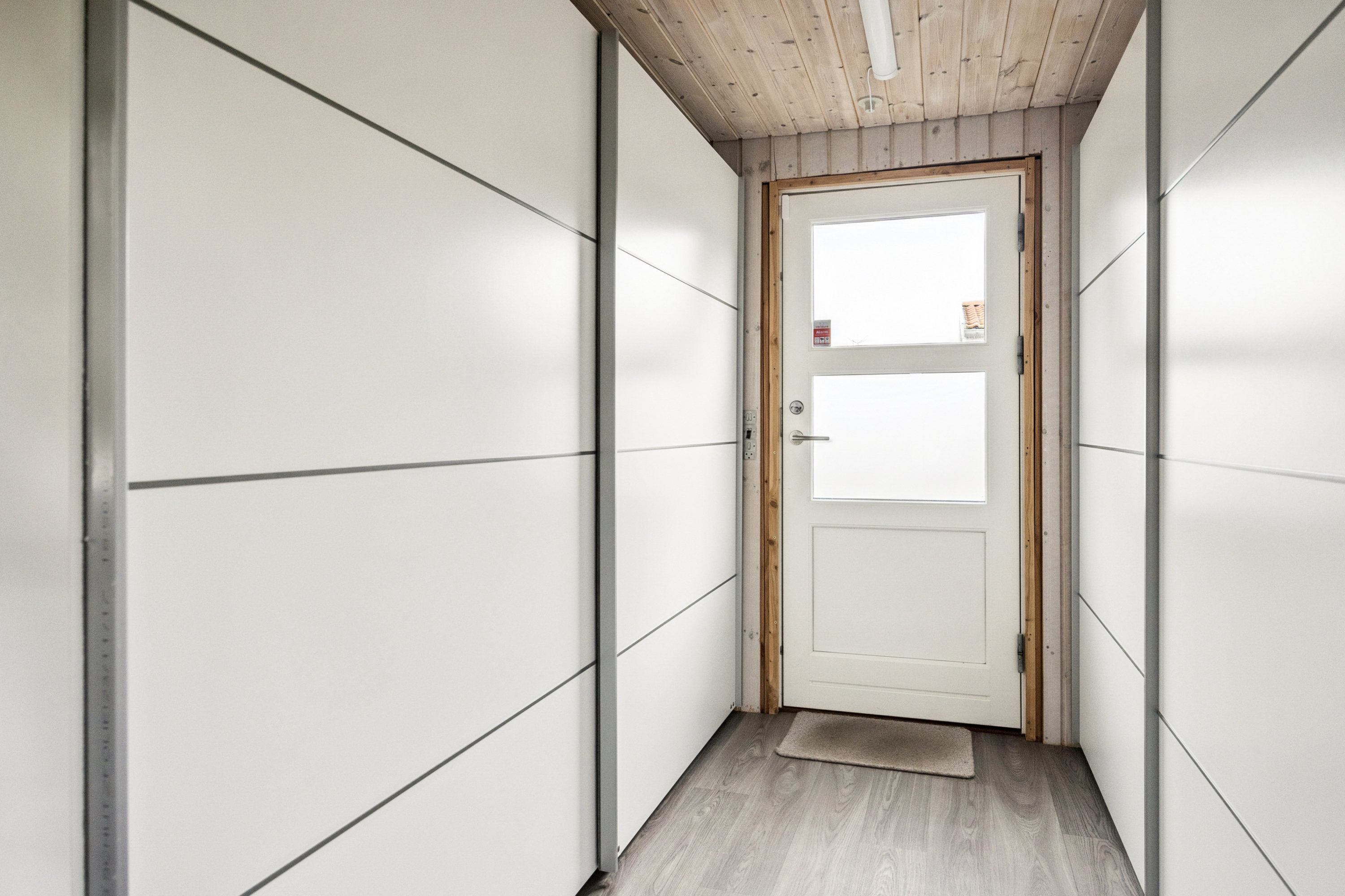 Fremhævet gang billede i fuldskærmstilstand. Billede af Helbrechtskær 23, 9370 Hals