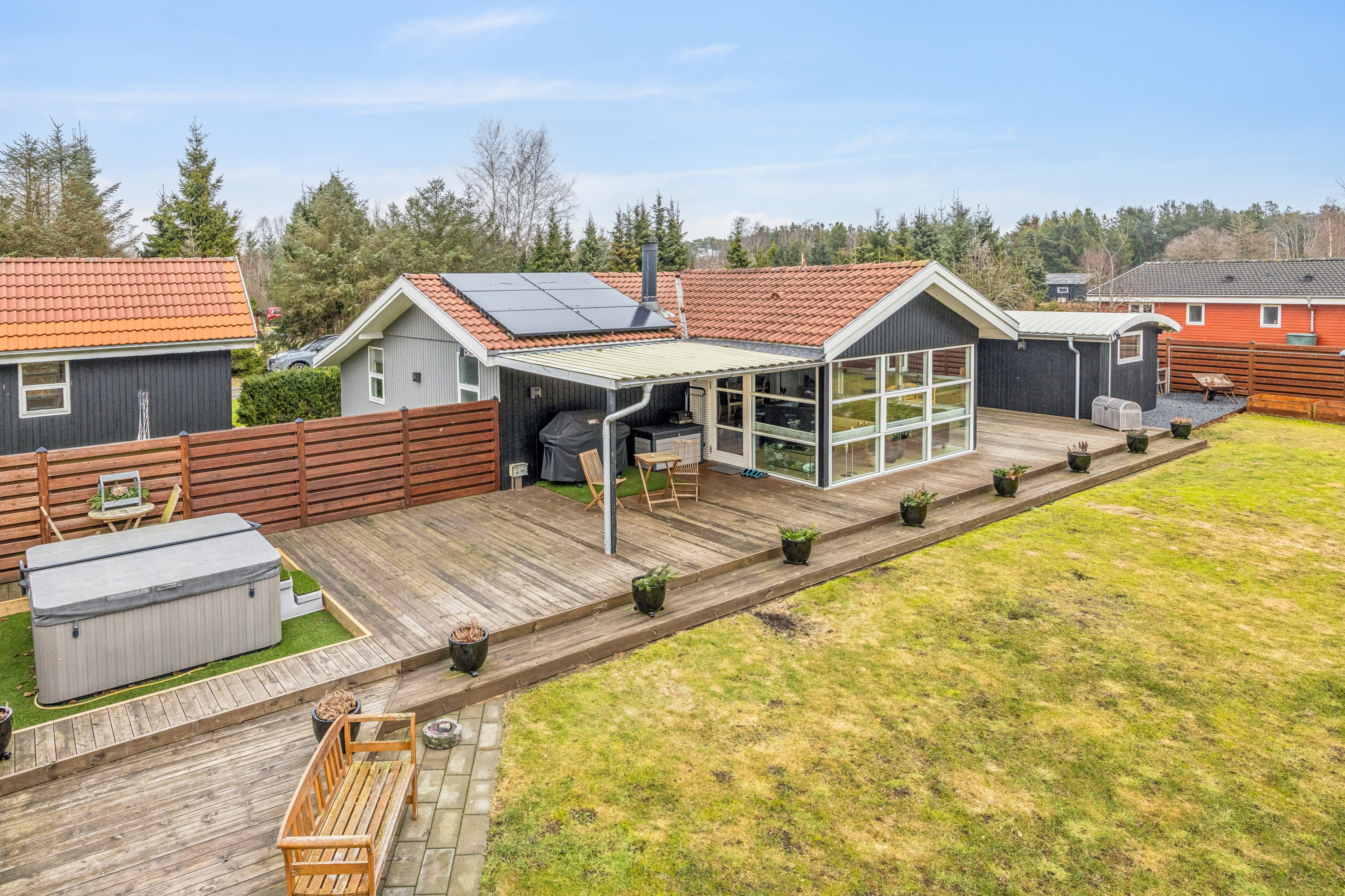 Fremhævet andet billede i fuldskærmstilstand. Billede af Helbrechtskær 23, 9370 Hals