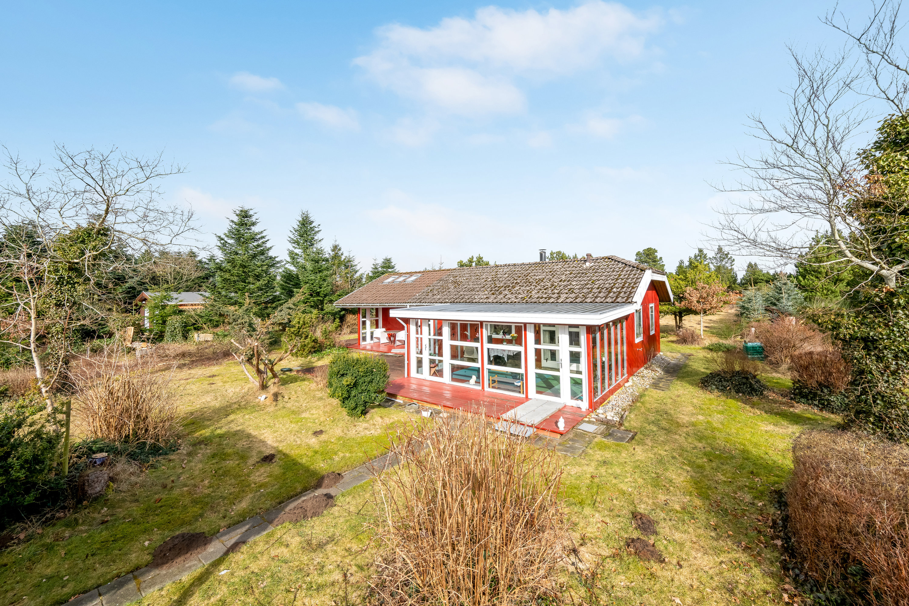 Fremhævet facade billede i fuldskærmstilstand. Billede af Gyvelvej 31, Stauning, 6900 Skjern