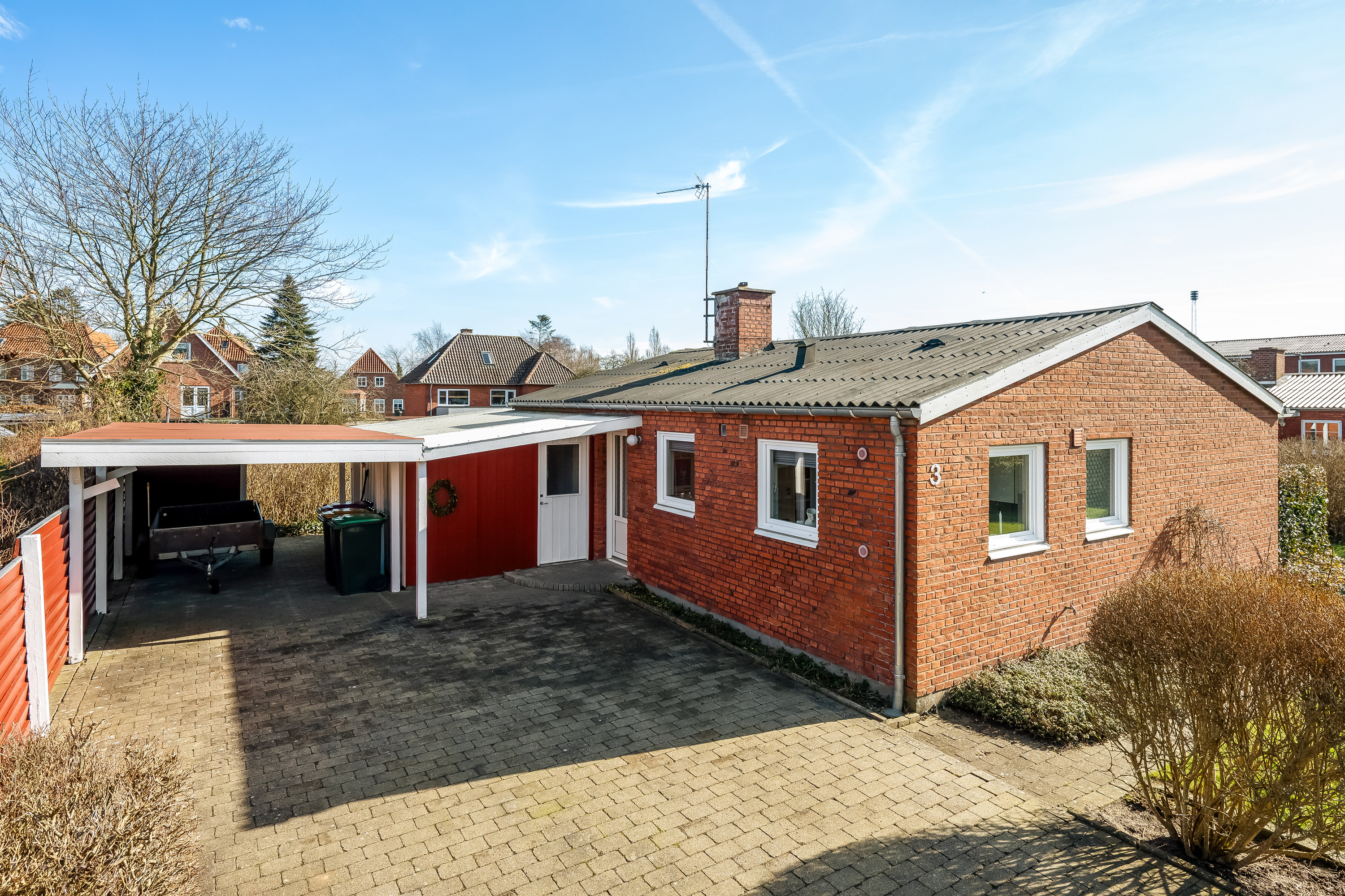 Fremhævet facade billede i fuldskærmstilstand. Billede af Lindevej 3, 6270 Tønder