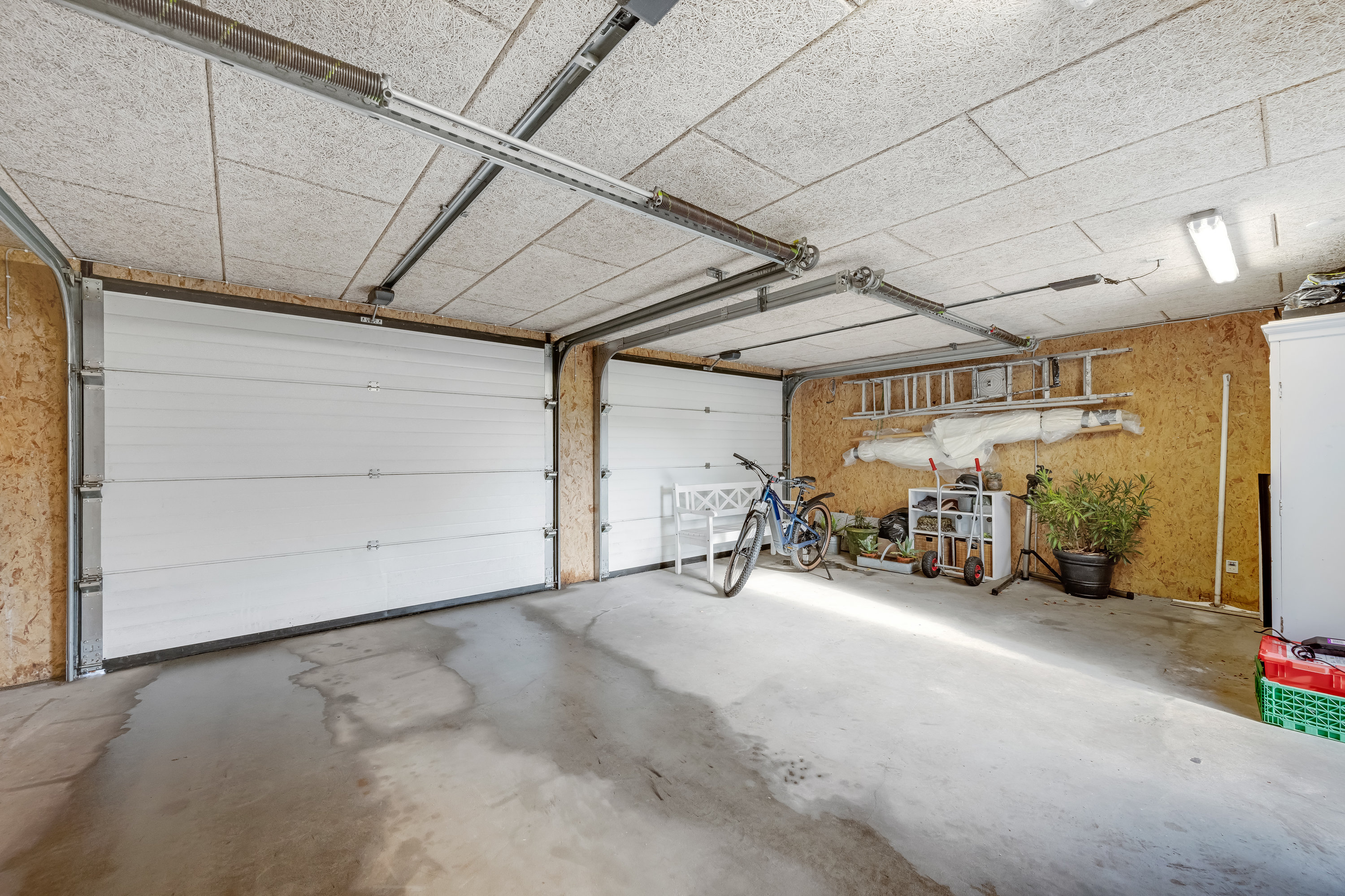 Fremhævet garage billede i fuldskærmstilstand. Billede af Grønnegade 8, 6900 Skjern