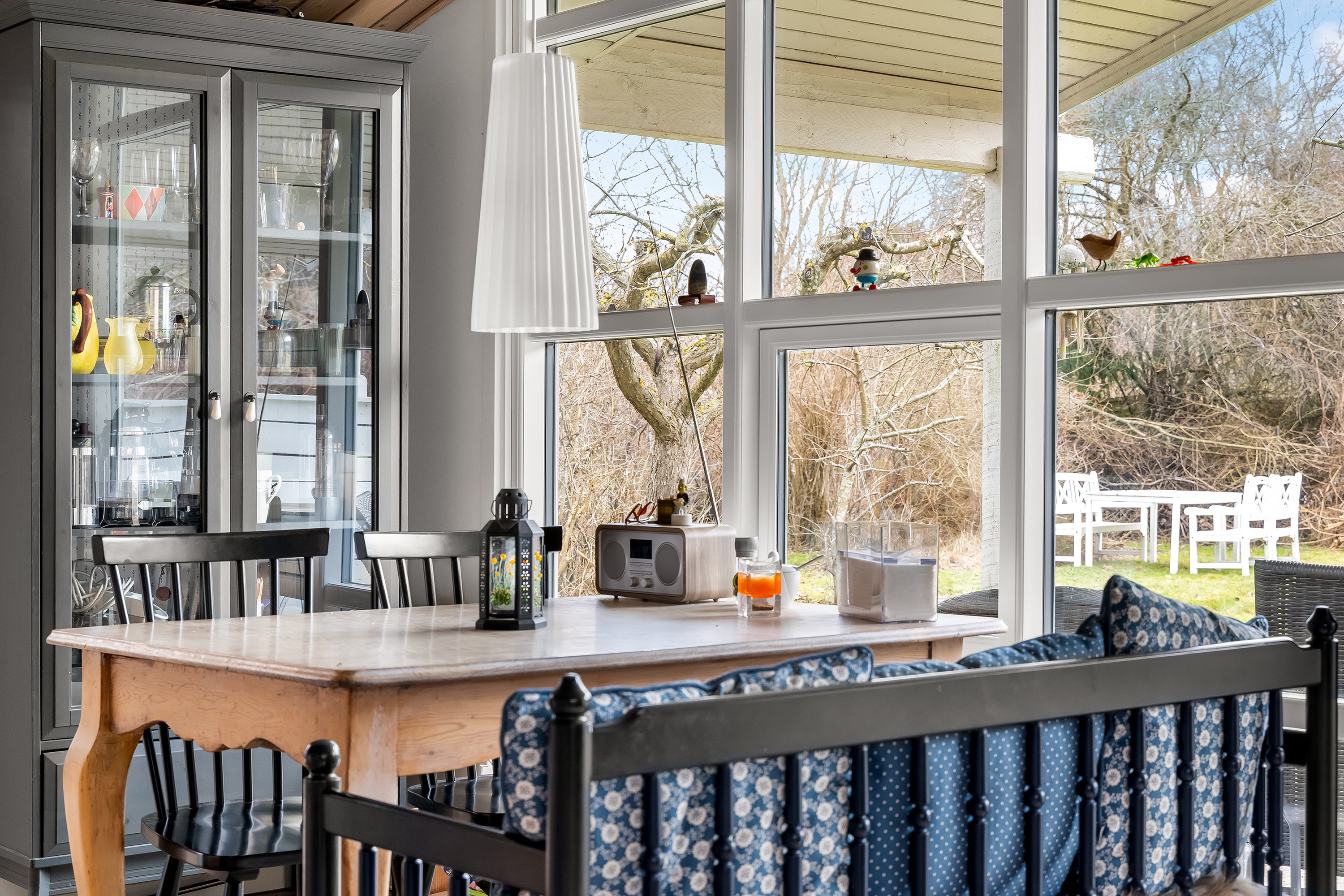 Fremhævet stue billede i fuldskærmstilstand. Billede af Skovengen 17, Kulhuse, 3630 Jægerspris