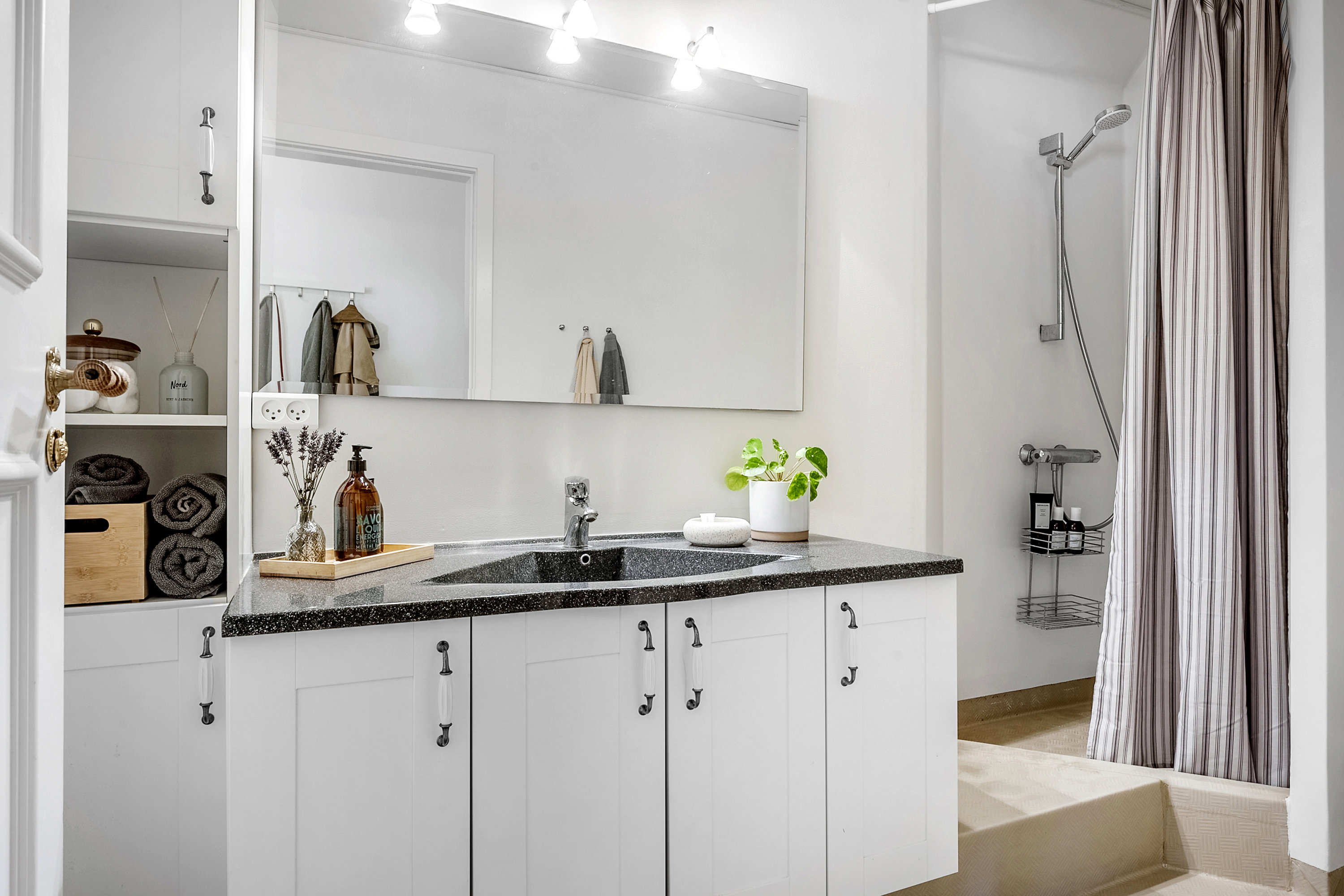 Fremhævet  billede i fuldskærmstilstand. Billede af Søren Møllers Gade 4B, 4. tv., 8900 Randers C