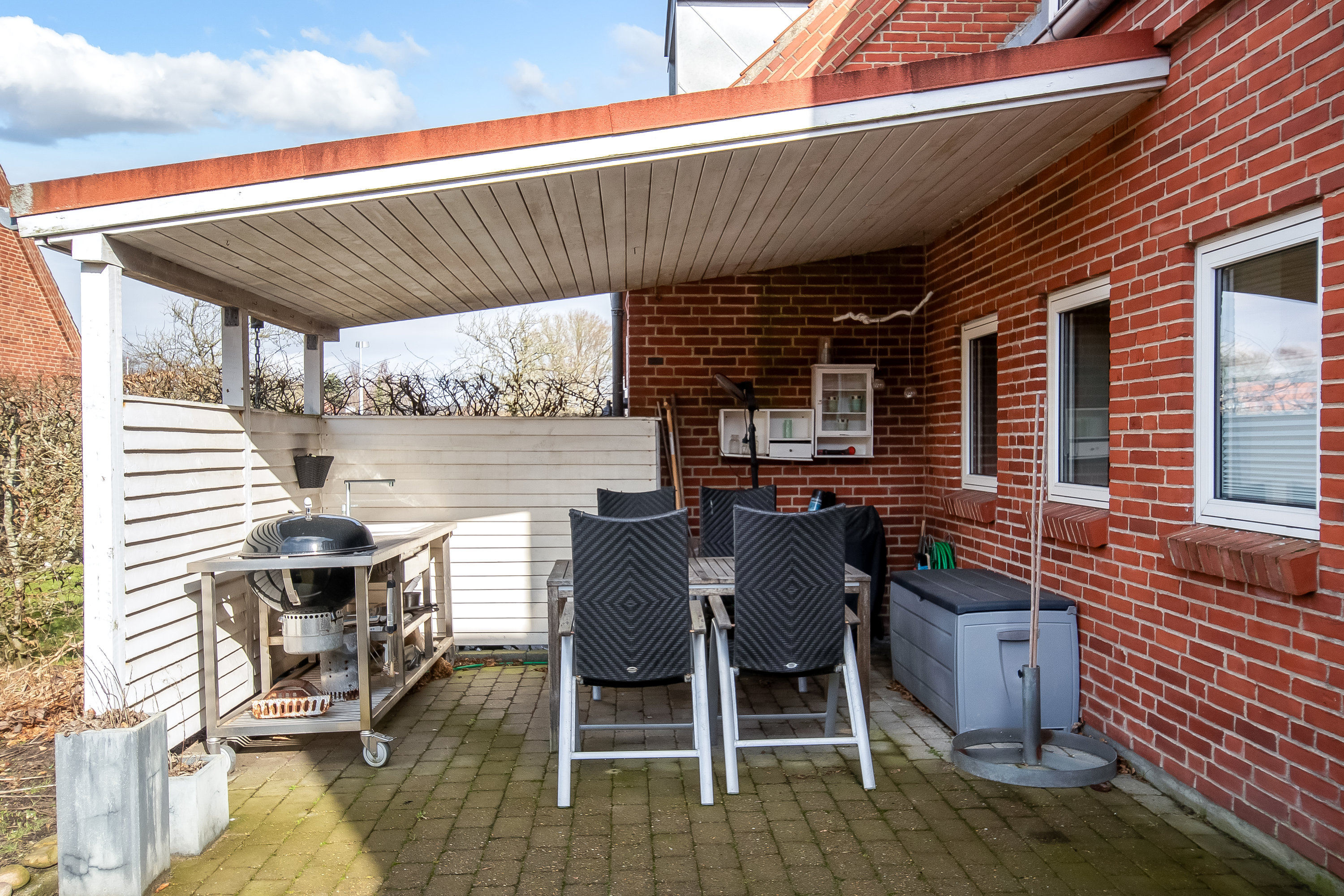 Fremhævet overdækket terrasse billede i fuldskærmstilstand. Billede af Korsørvej 74, 7400 Herning