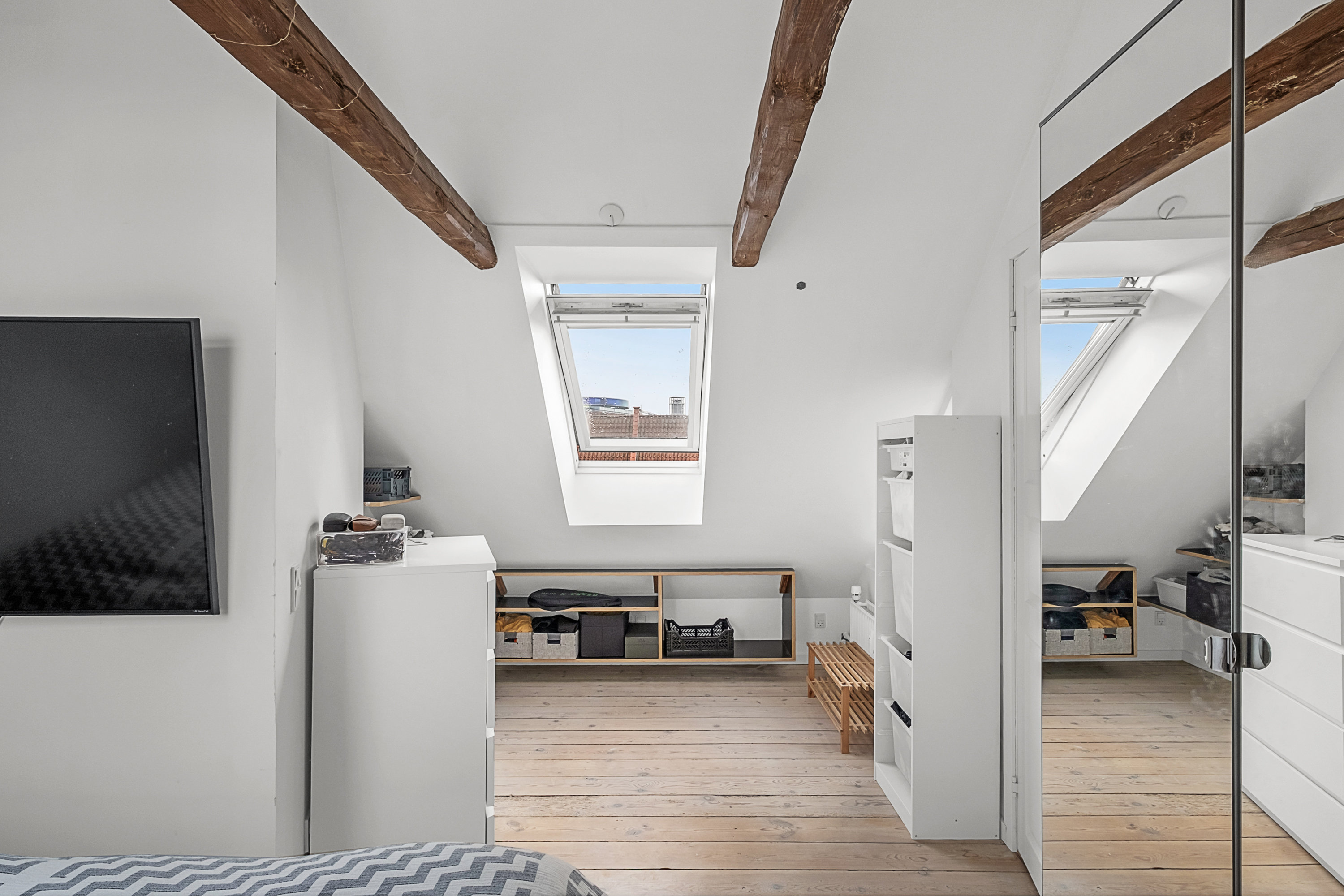 Fremhævet soveværelse billede i fuldskærmstilstand. Billede af Carl Blochs Gade 23, 4. th., 8000 Aarhus C