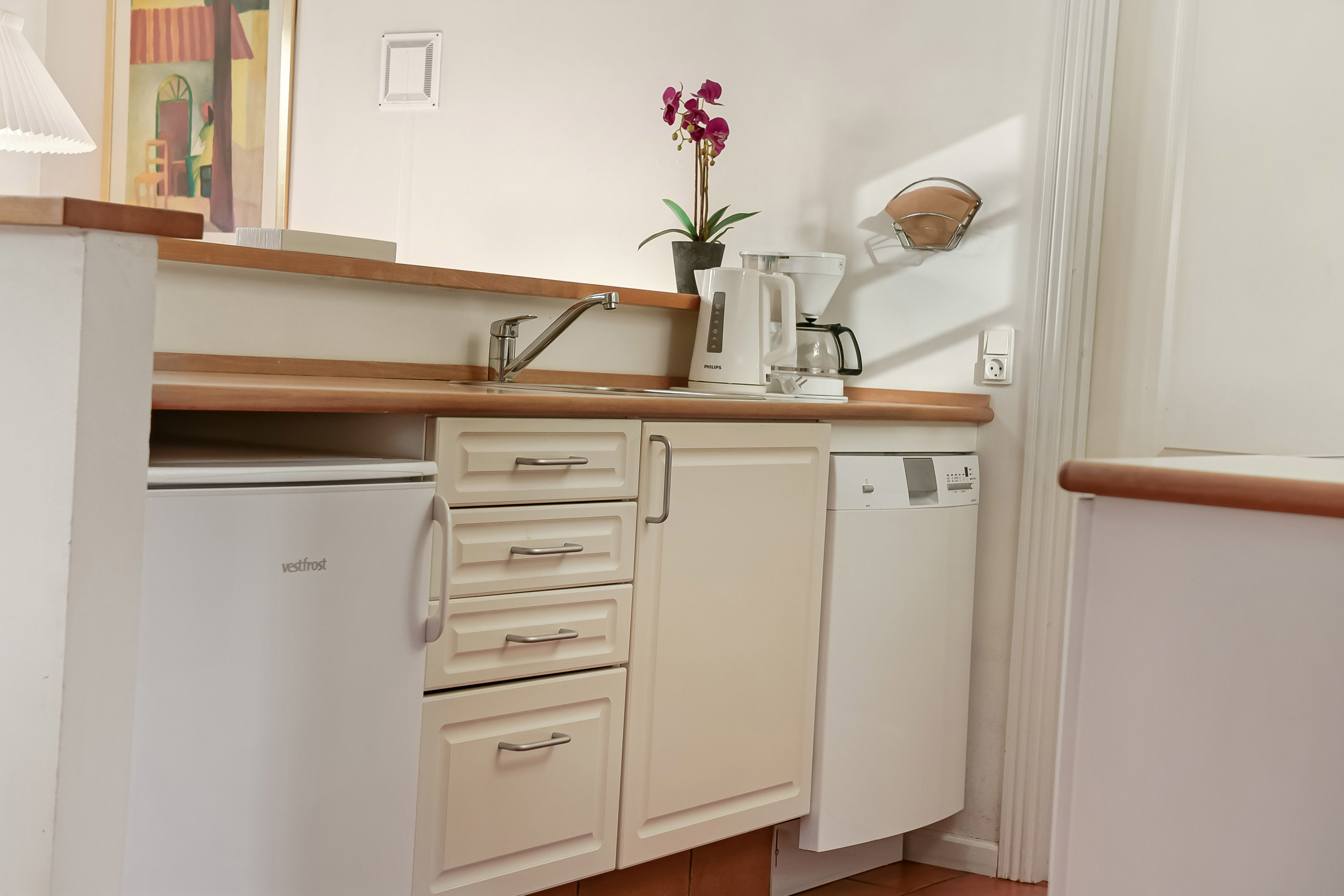 Fremhævet køkken billede i fuldskærmstilstand. Billede af Horns Bjerge 3, 84., 6857 Blåvand