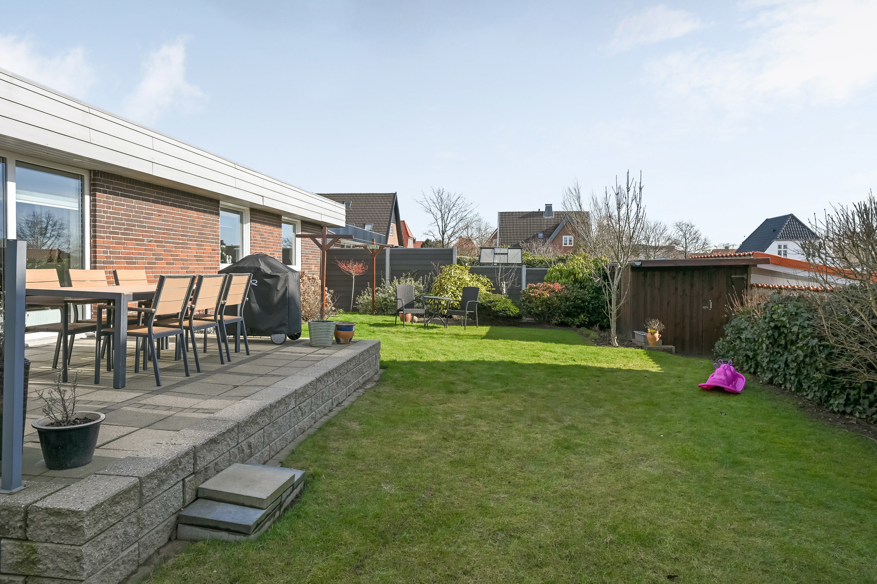 Fremhævet have billede i fuldskærmstilstand. Billede af Kirkegade 197, 6700 Esbjerg