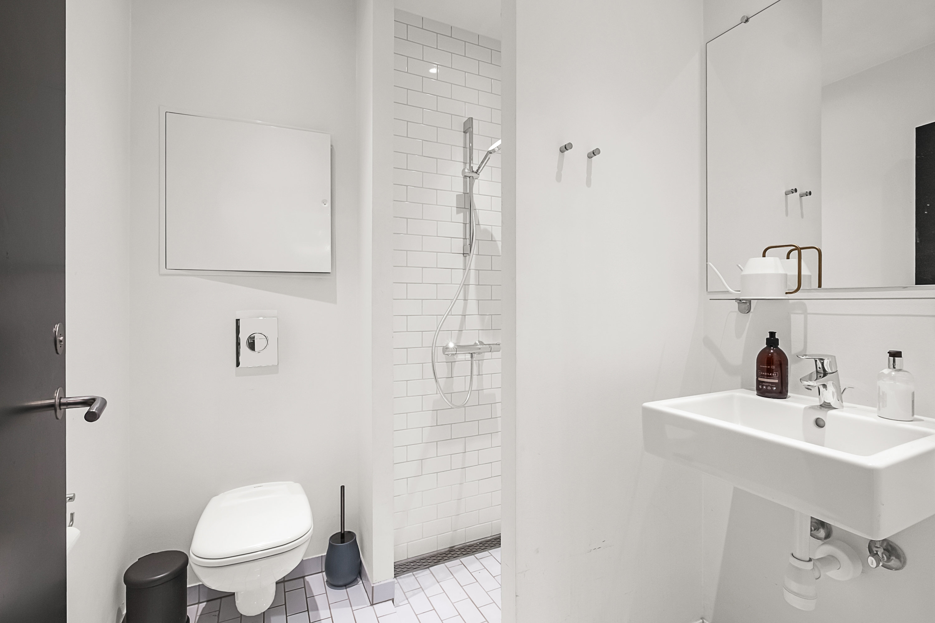 Fremhævet badeværelse billede i fuldskærmstilstand. Billede af Irma Pedersens Gade 220, 8000 Aarhus C