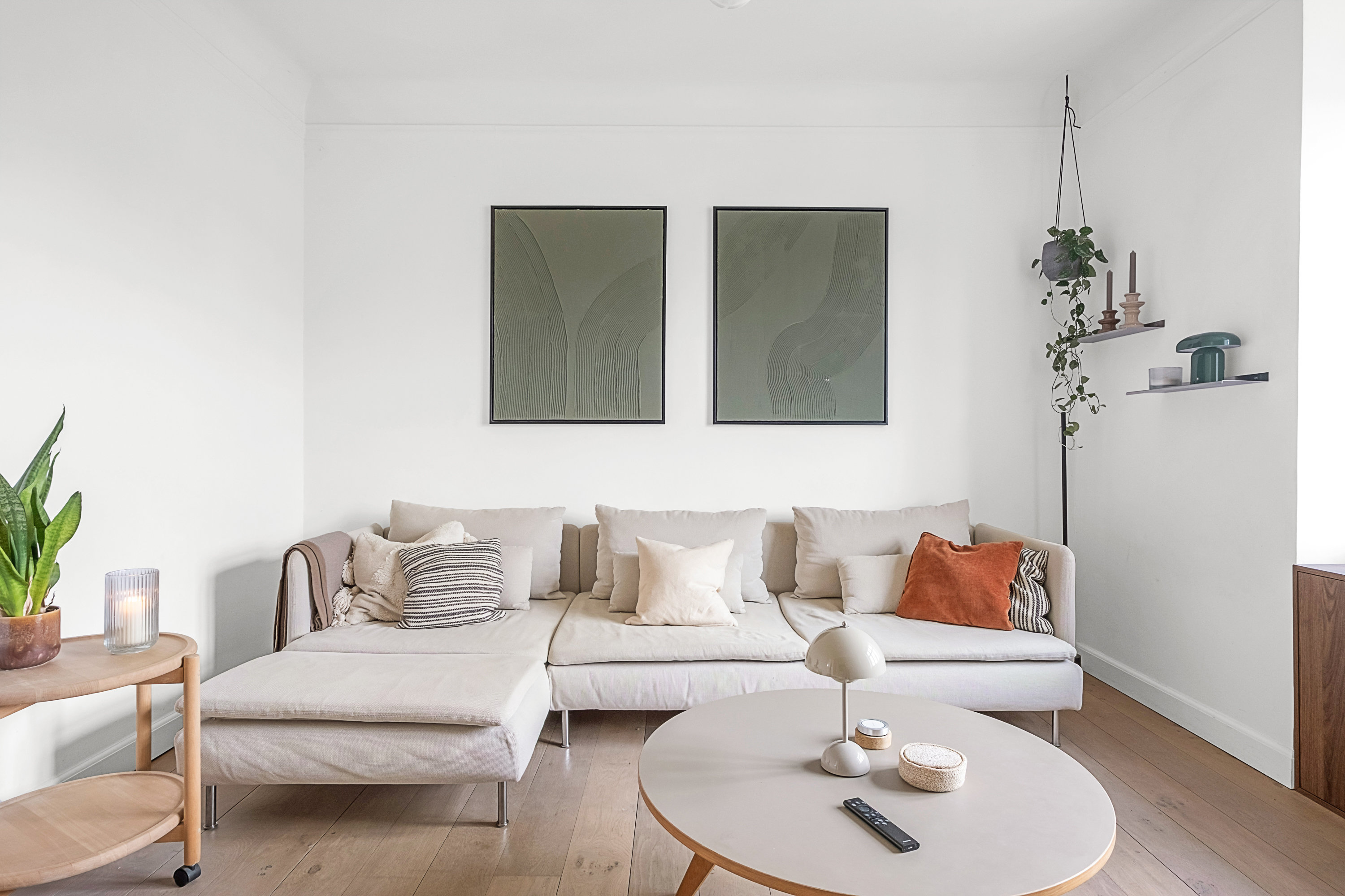 Fremhævet stue billede i fuldskærmstilstand. Billede af Carl Blochs Gade 23, 4. th., 8000 Aarhus C