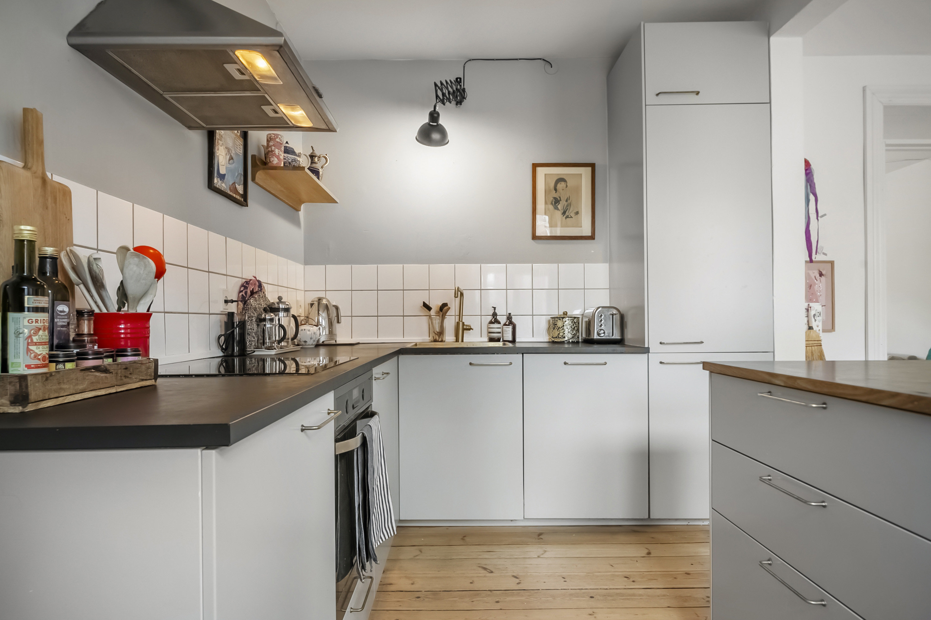 Fremhævet køkken billede i fuldskærmstilstand. Billede af Ny Munkegade 66, 1., Øgaderne, 8000 Aarhus C