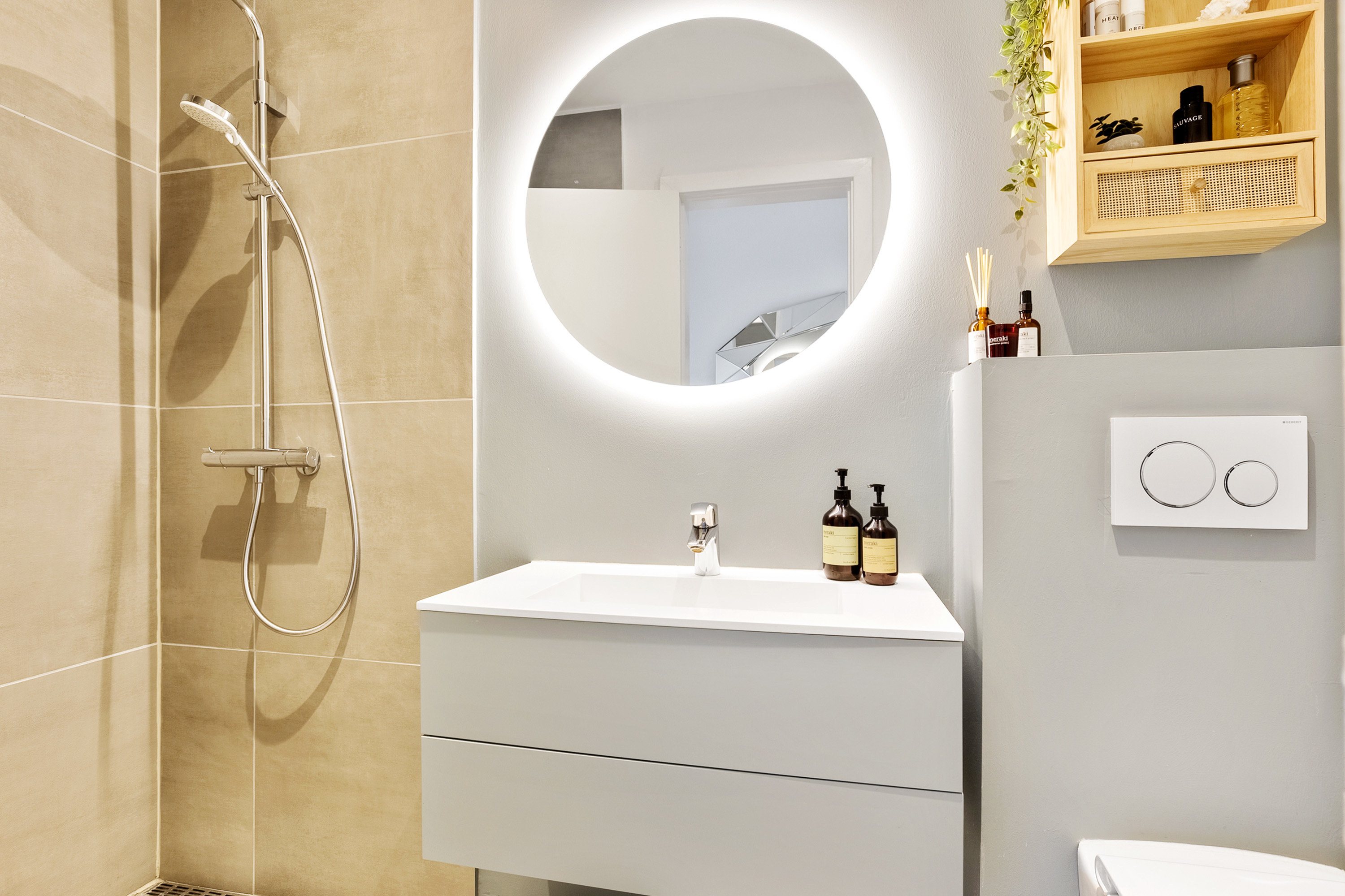 Fremhævet badeværelse billede i fuldskærmstilstand. Billede af Jeppe Aakjærs Vej 4, 6100 Haderslev