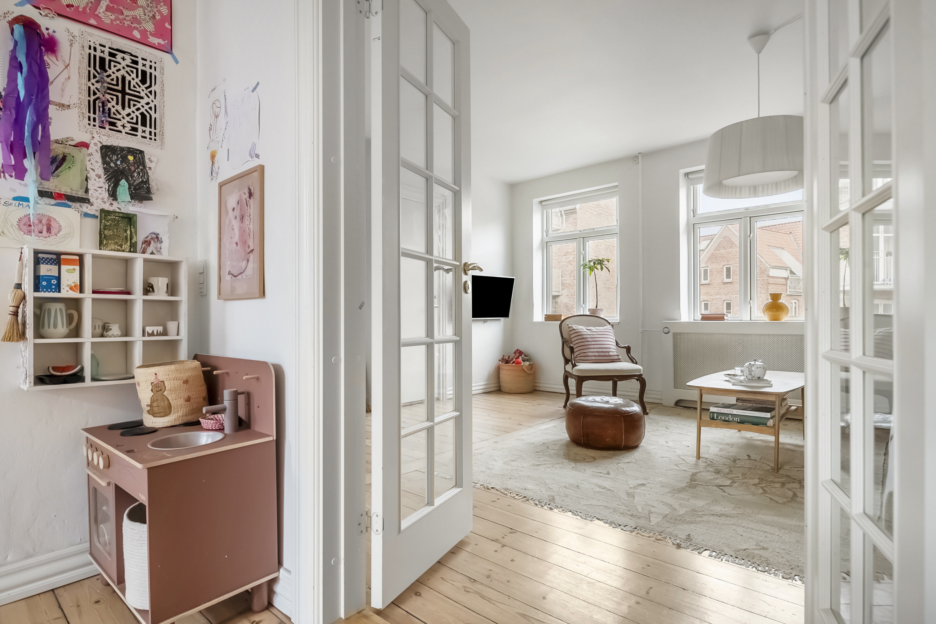 Fremhævet stue billede i fuldskærmstilstand. Billede af Ny Munkegade 66, 1., Øgaderne, 8000 Aarhus C