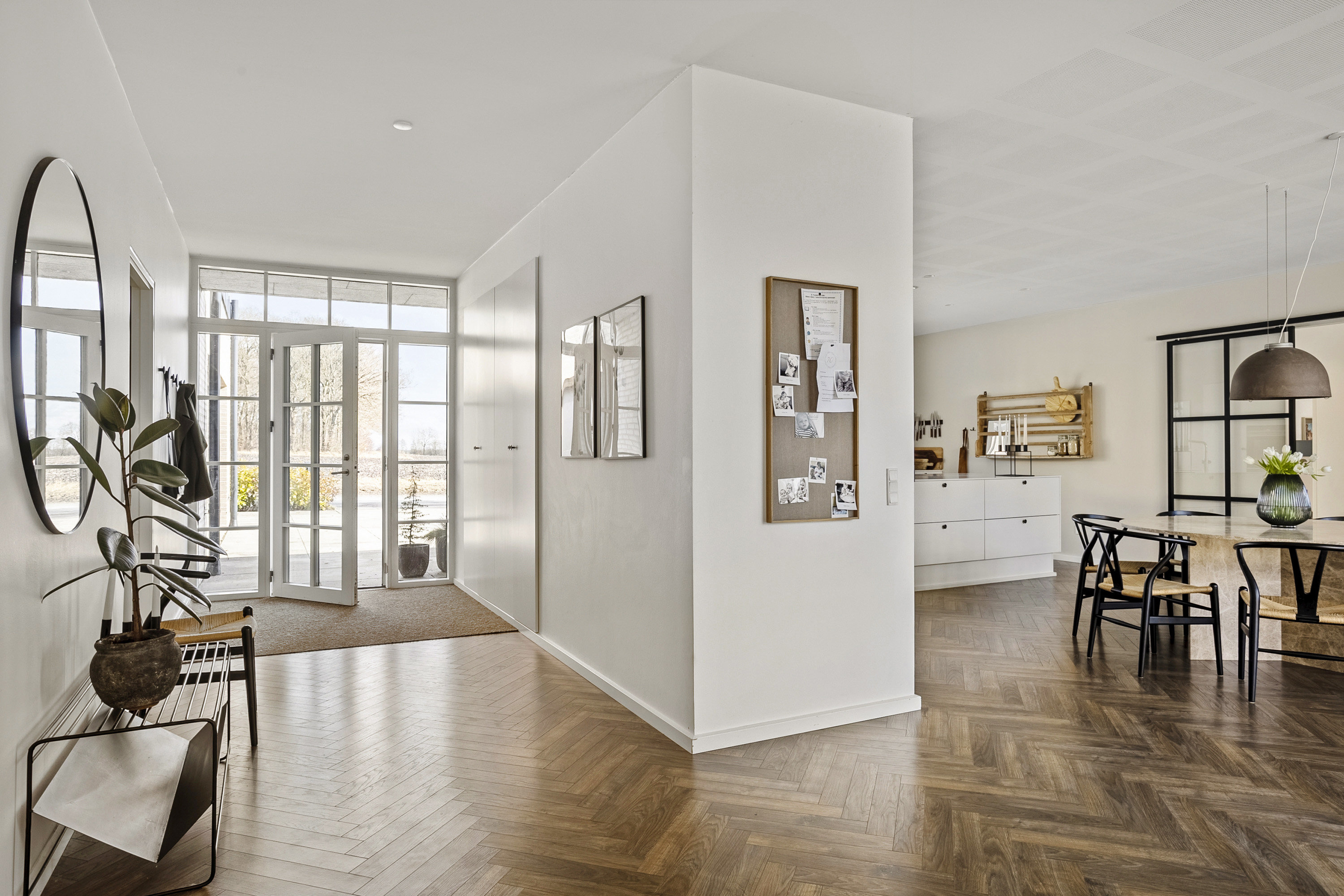 Fremhævet entré billede i fuldskærmstilstand. Billede af Ø. Skibelundvej 56, 6600 Vejen