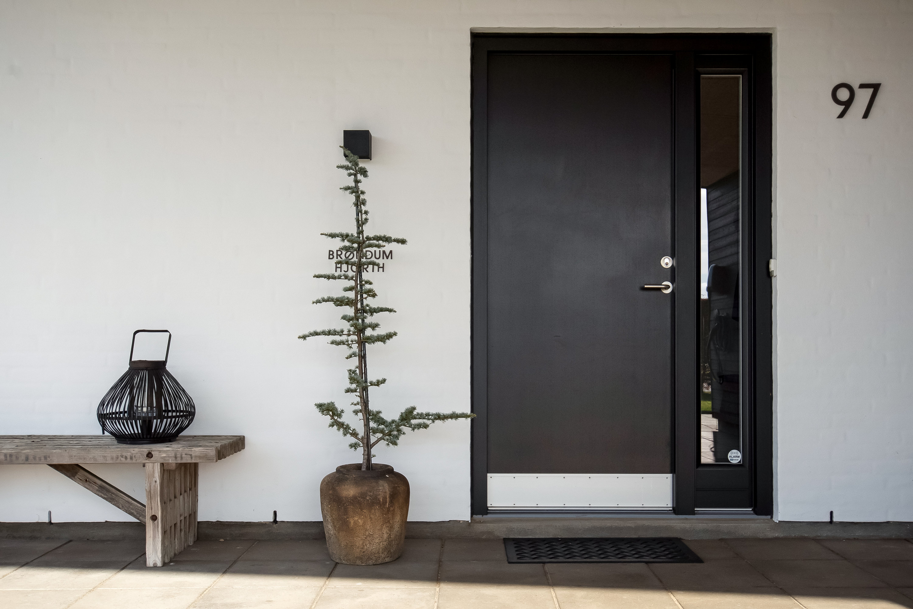 Fremhævet indgangsparti billede i fuldskærmstilstand. Billede af Frøskovparken 97, Tjørring, 7400 Herning