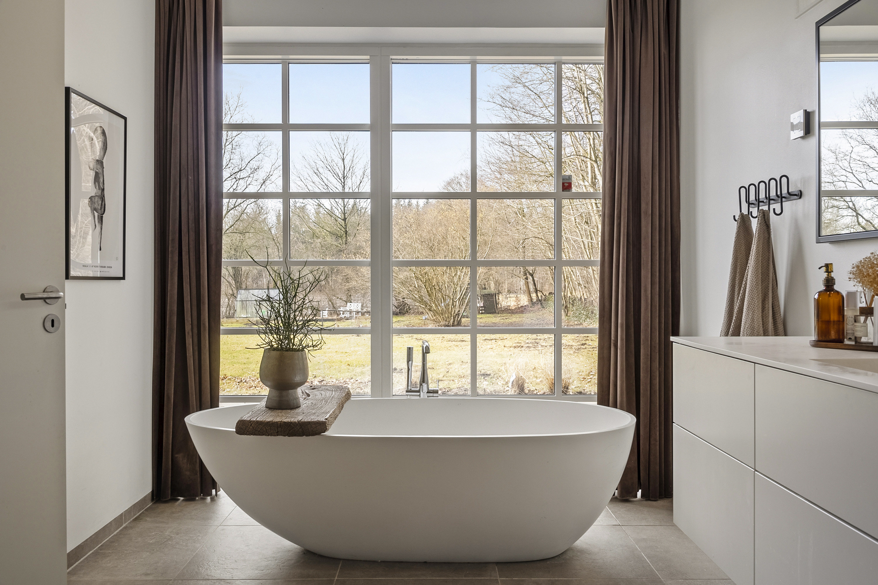 Fremhævet badeværelse billede i fuldskærmstilstand. Billede af Ø. Skibelundvej 56, 6600 Vejen