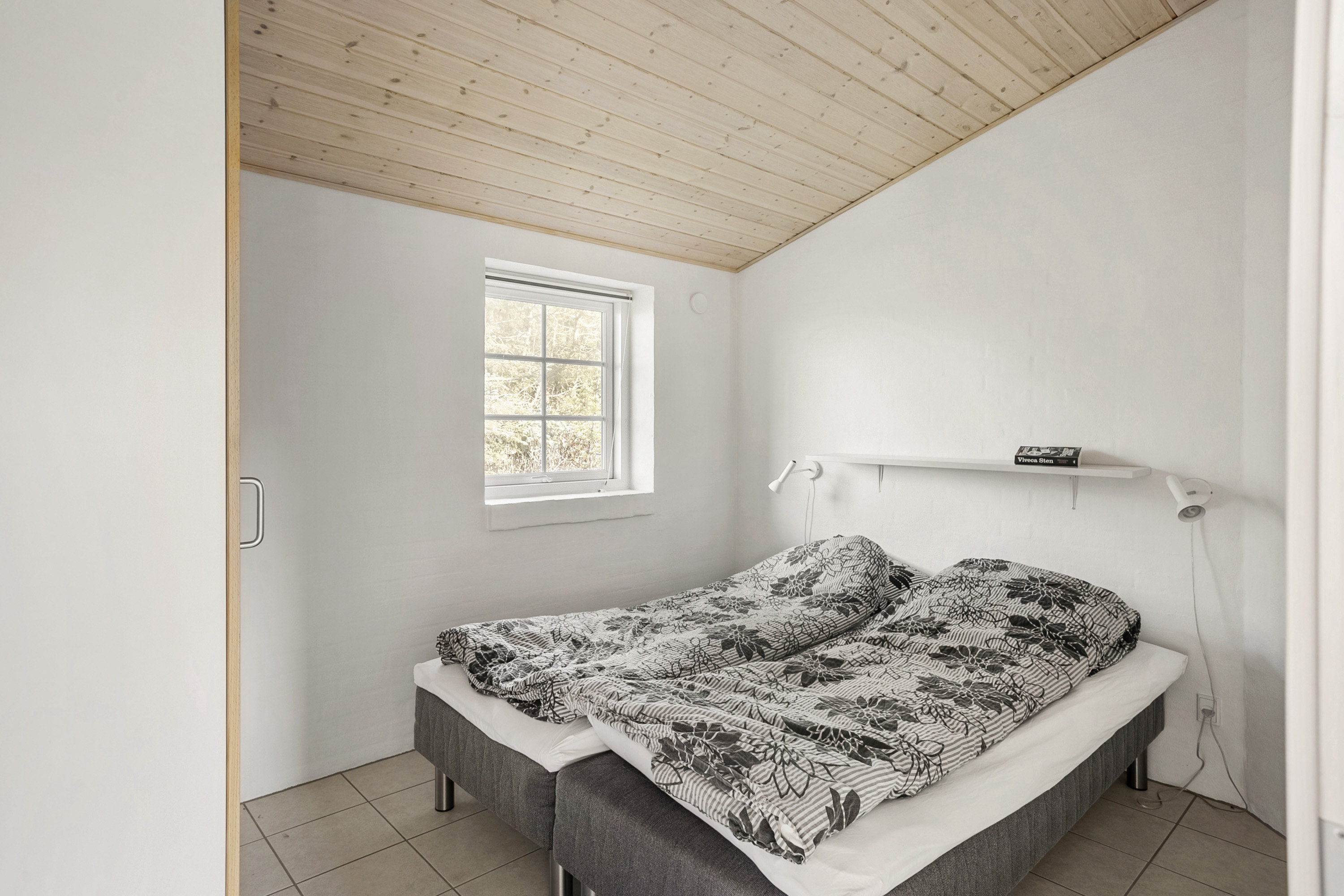 Fremhævet soveværelse billede i fuldskærmstilstand. Billede af Svollingvej 76, Husby, 6990 Ulfborg