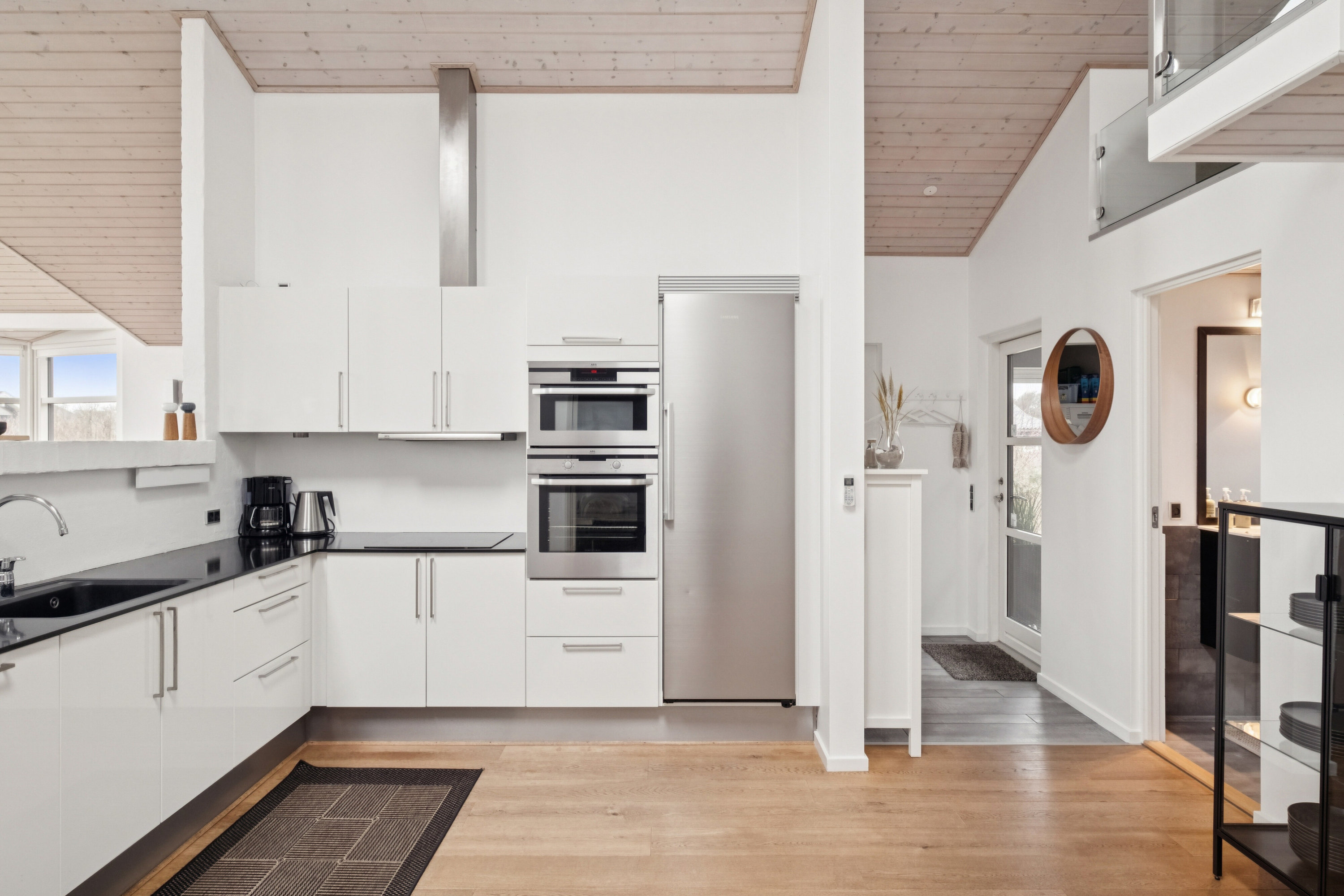 Fremhævet køkken billede i fuldskærmstilstand. Billede af Augustvej 6, Skal Klit, 9800 Hjørring