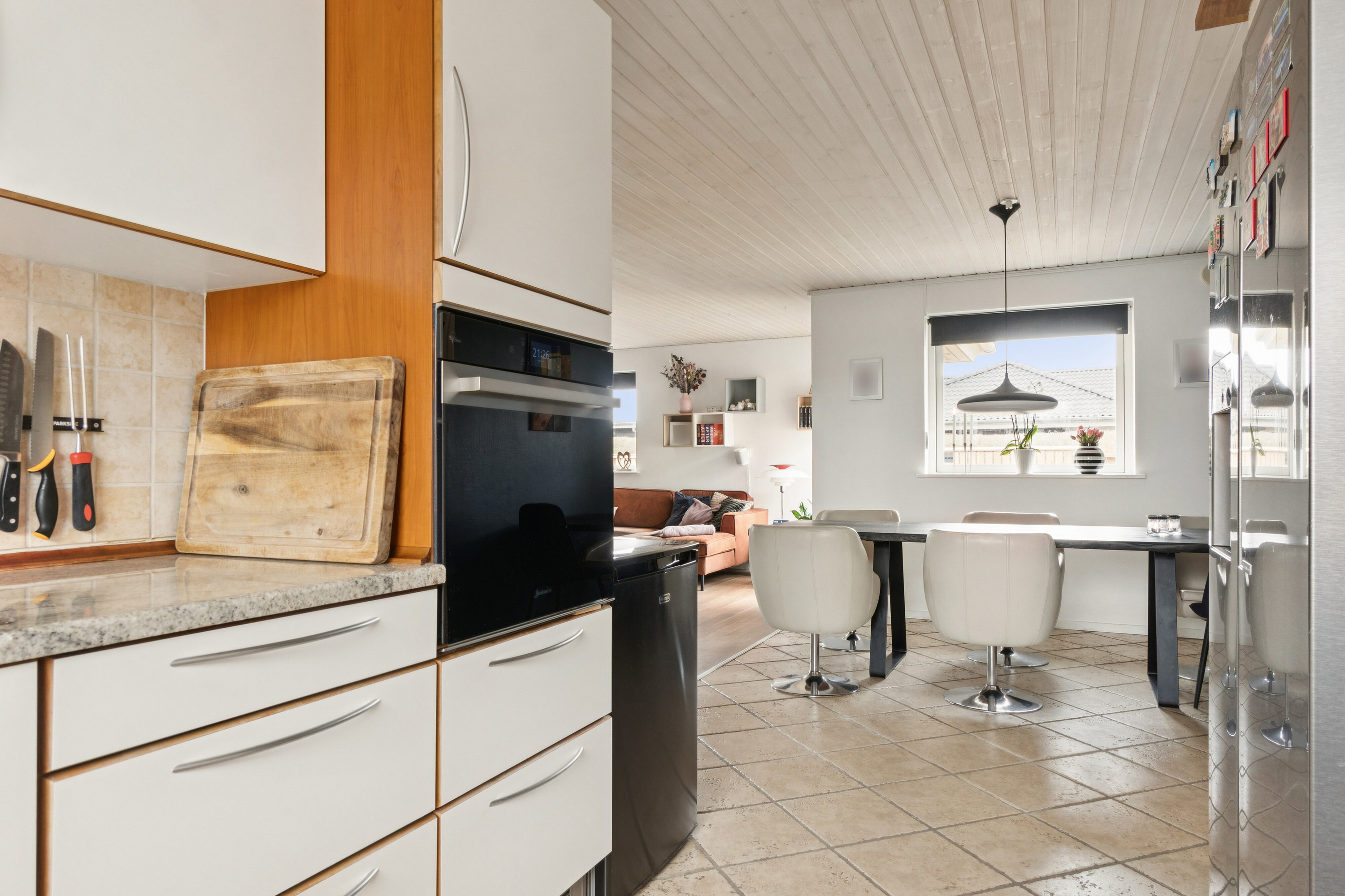 Fremhævet køkken billede i fuldskærmstilstand. Billede af Pærevej 7, 4070 Kirke Hyllinge