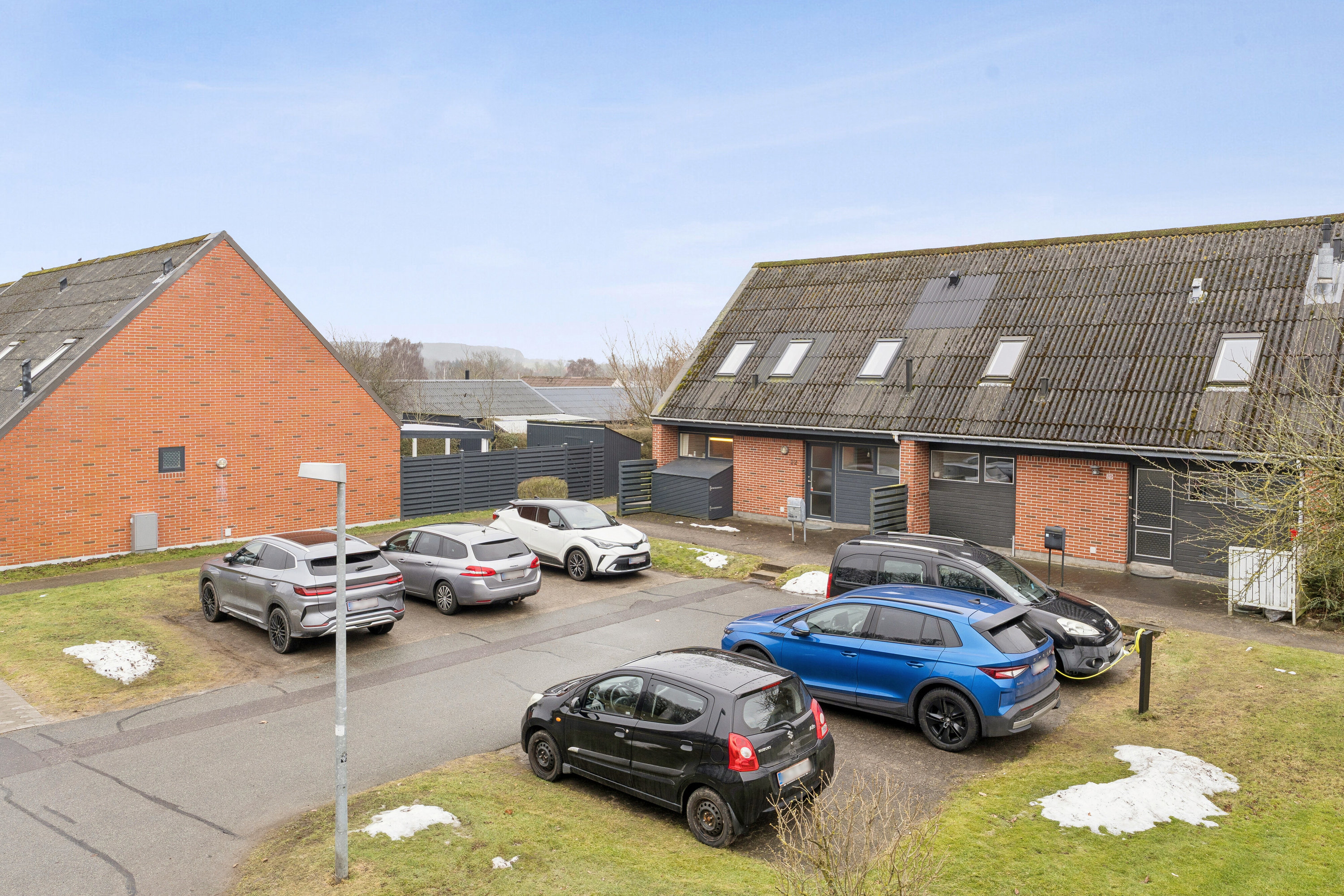 Fremhævet udendørs billede i fuldskærmstilstand. Billede af Spireavej 20, Skovby, 8464 Galten